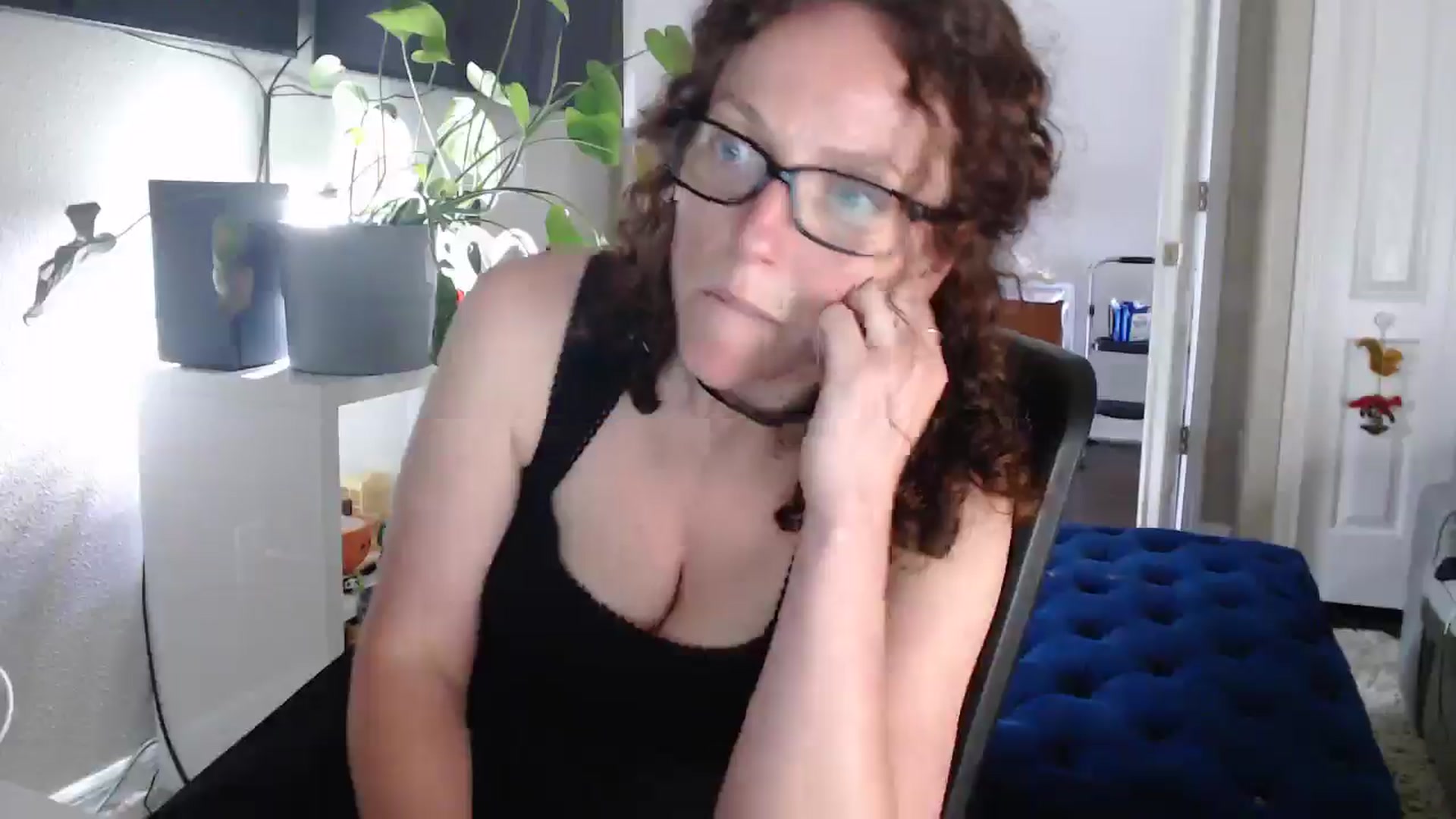 Gallery image thumbnail from Sarah_Stark's myfreecams stream on, 04/01/2026, 13:55 image 17 of 20