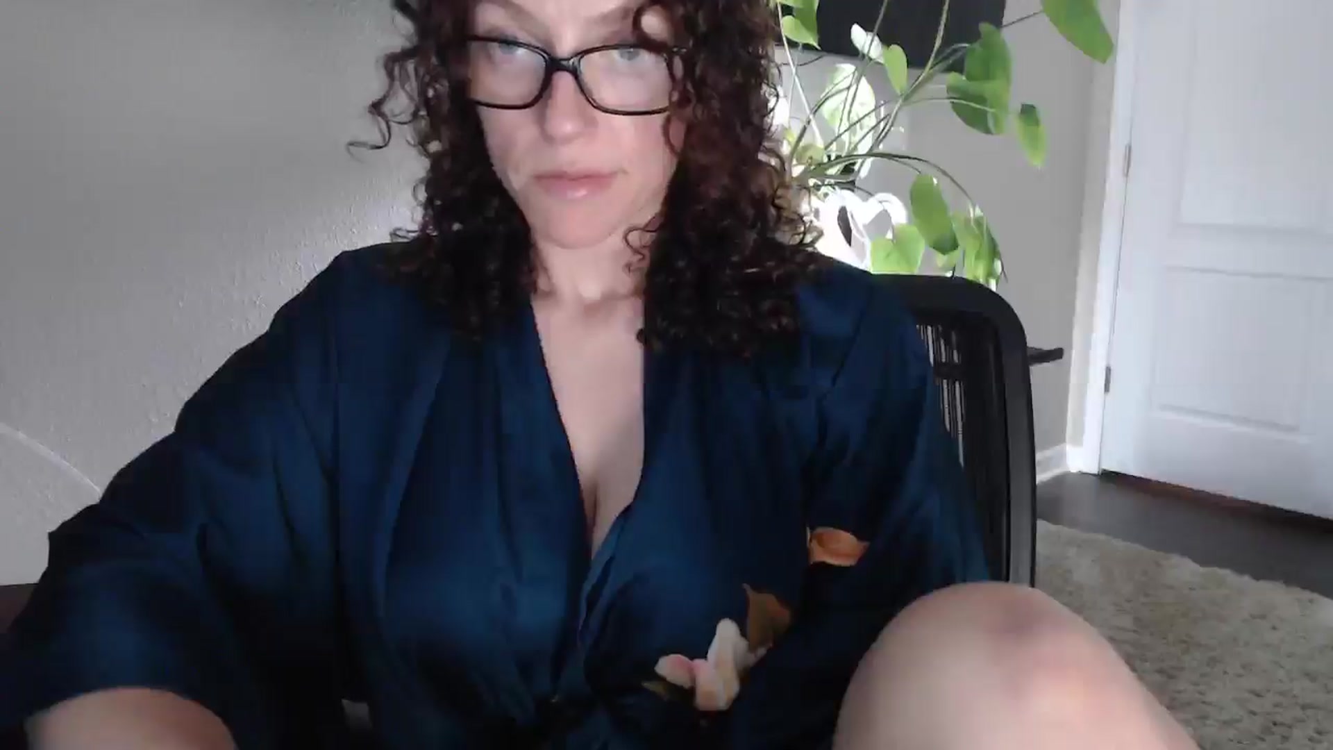 Gallery image thumbnail from Sarah_Stark's myfreecams stream on, 04/02/2026, 12:23 image 11 of 20