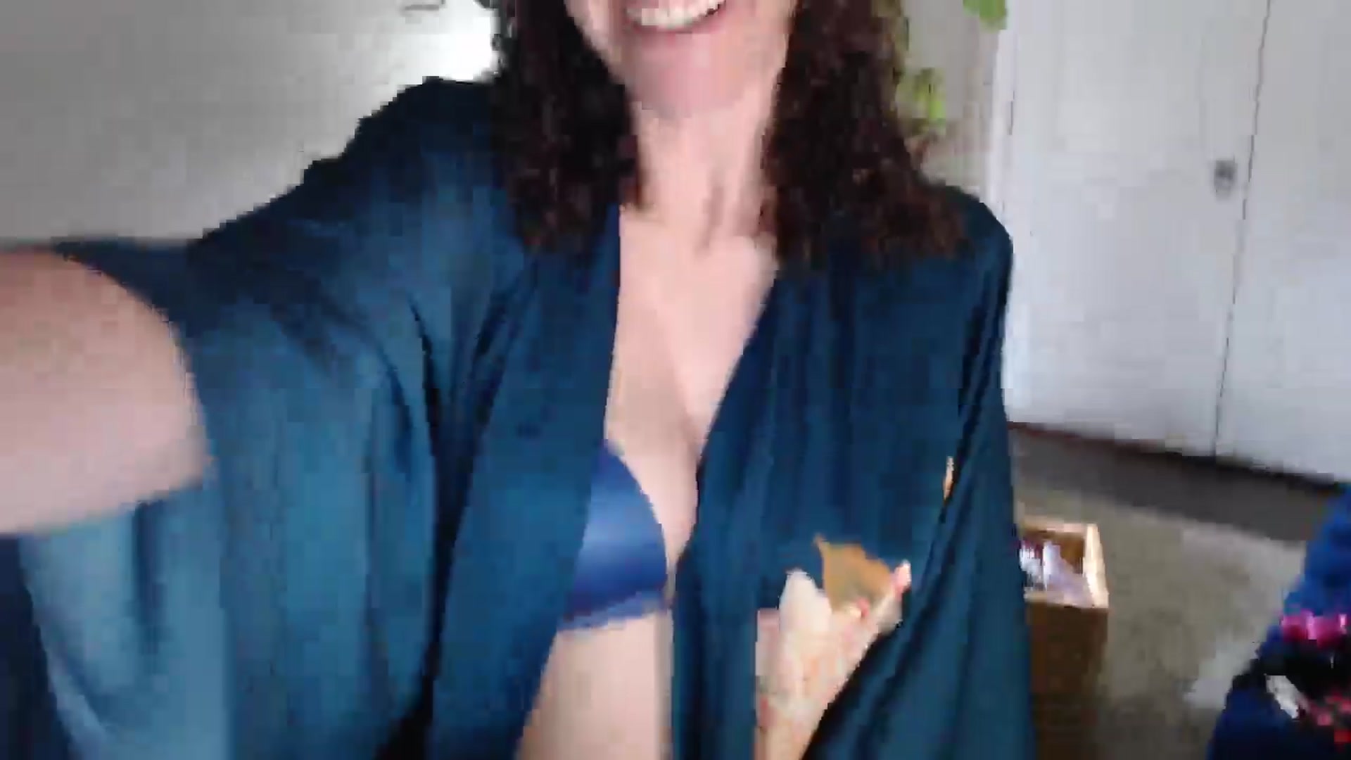 Gallery image thumbnail from Sarah_Stark's myfreecams stream on, 04/02/2026, 12:23 image 4 of 20