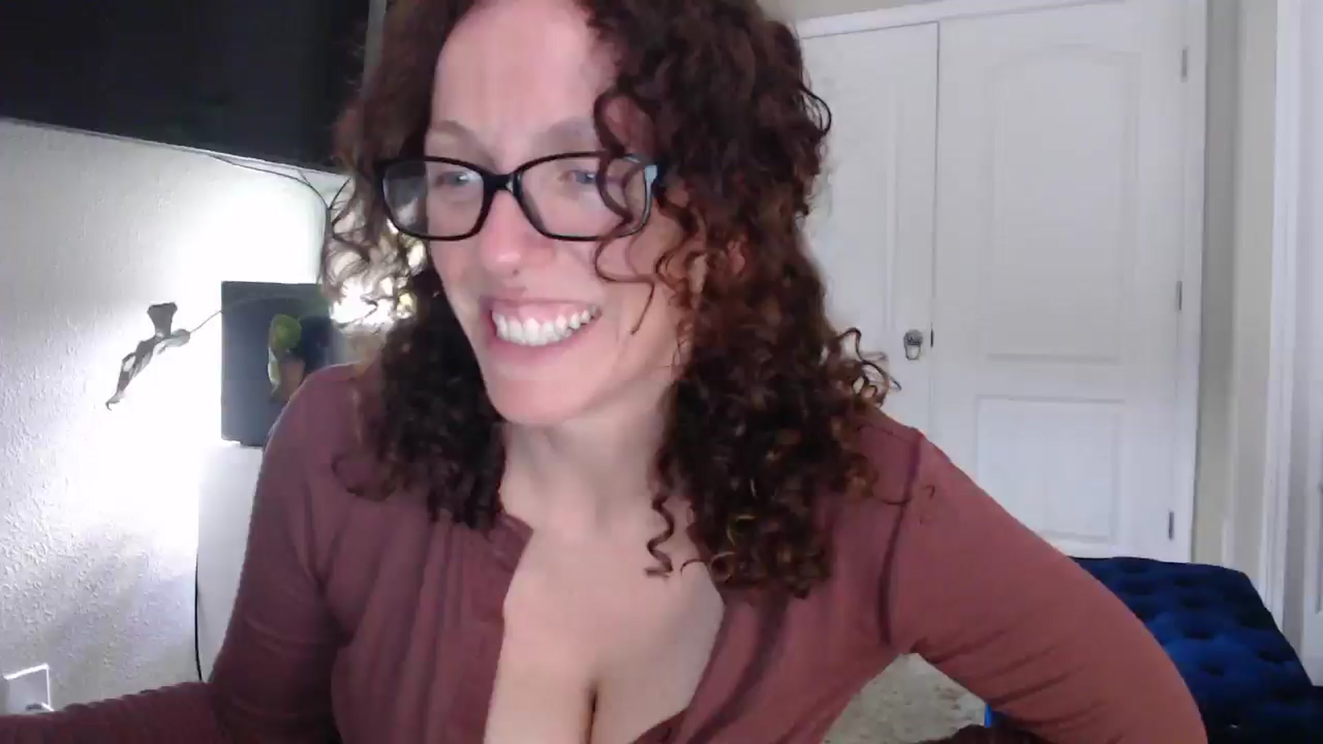 Gallery image thumbnail from Sarah_Stark's myfreecams stream on, 04/02/2026, 13:53 image 8 of 20