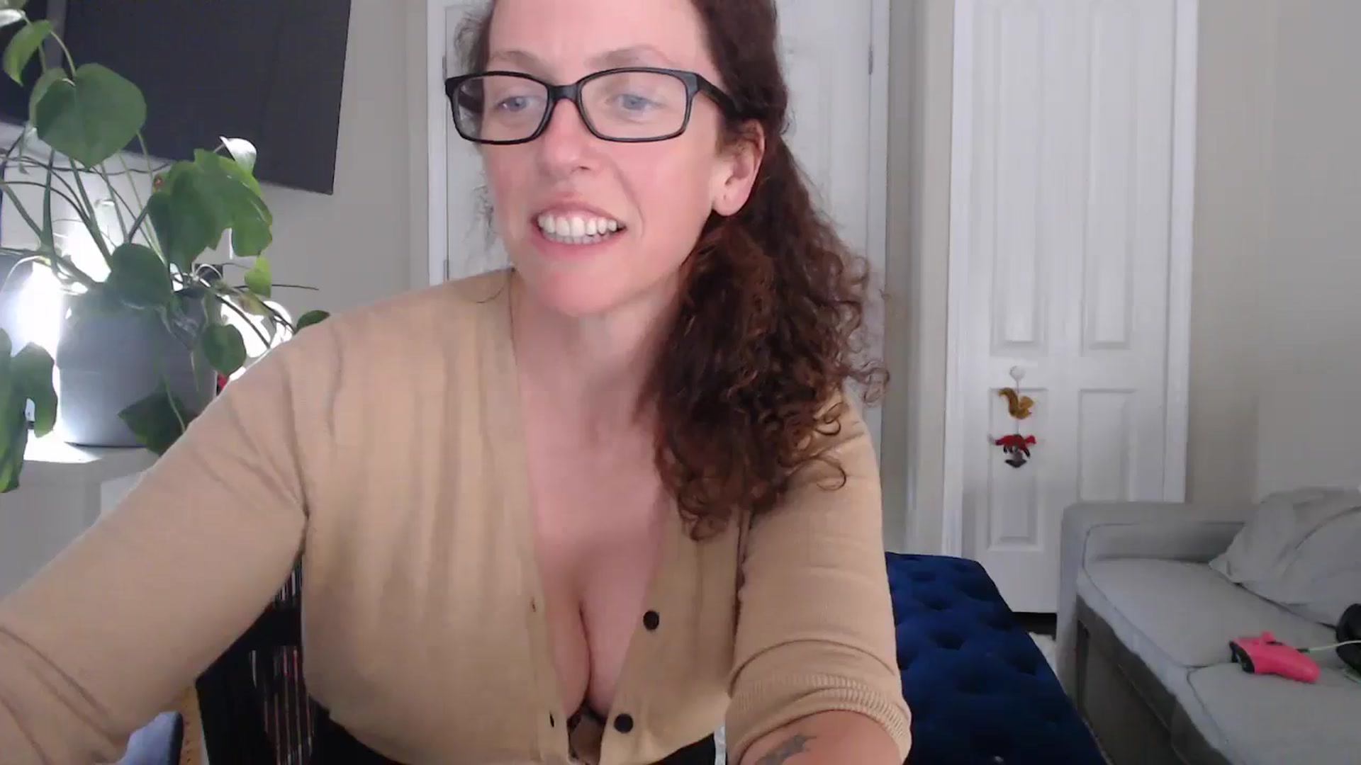 Gallery image thumbnail from Sarah_Stark's myfreecams stream on, 04/06/2026, 14:15 image 8 of 20