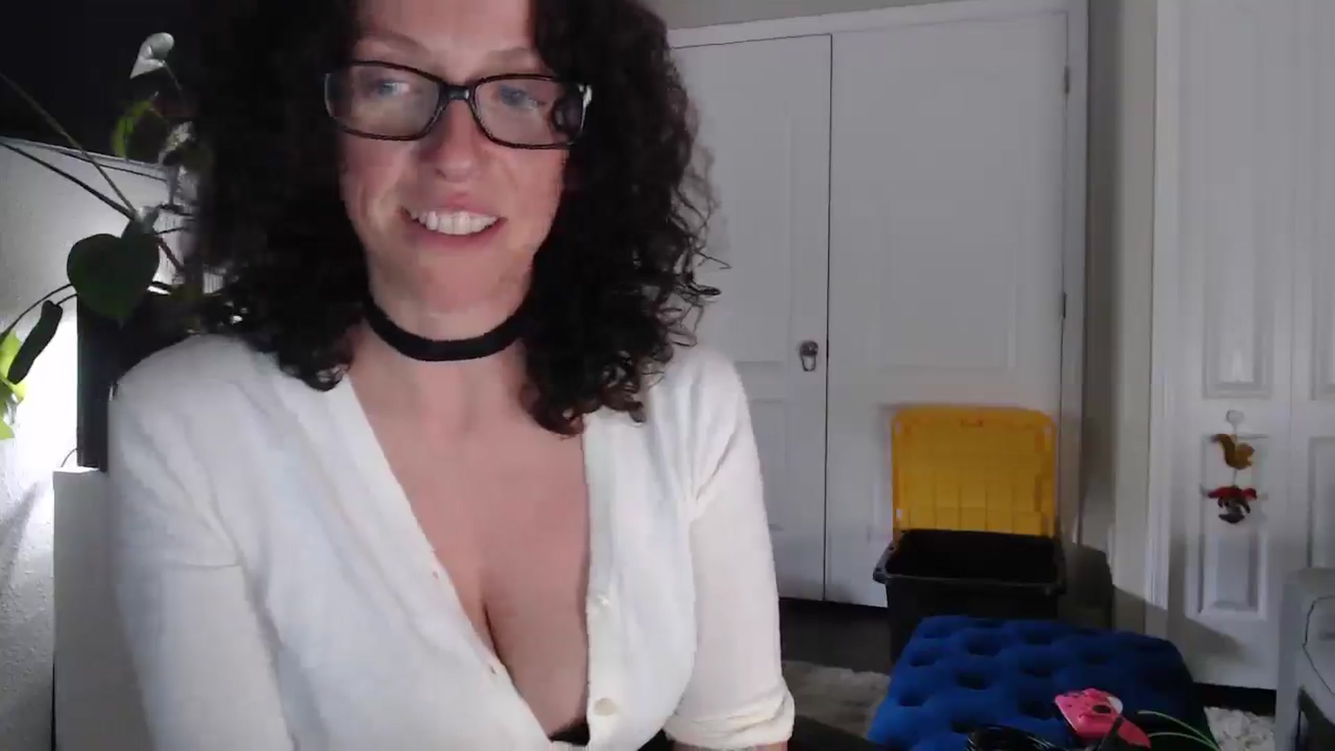 Gallery image thumbnail from Sarah_Stark's myfreecams stream on, 04/08/2026, 11:55 image 13 of 20