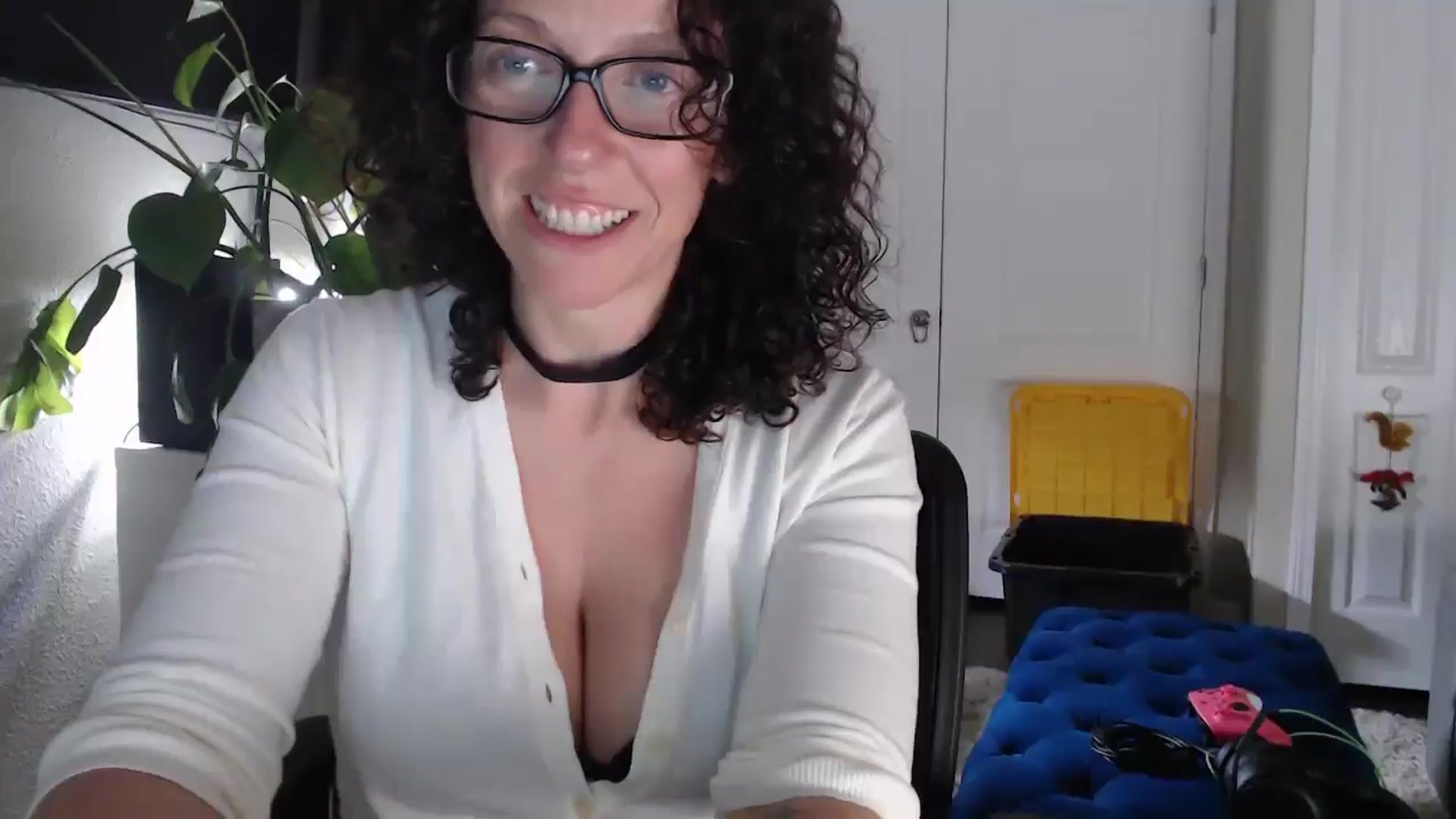 Gallery image thumbnail from Sarah_Stark's myfreecams stream on, 04/08/2026, 11:55 image 6 of 20