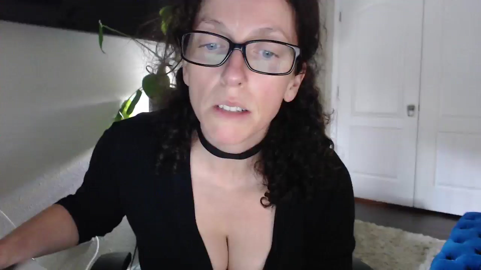 Gallery image thumbnail from Sarah_Stark's myfreecams stream on, 04/10/2026, 12:15 image 1 of 20