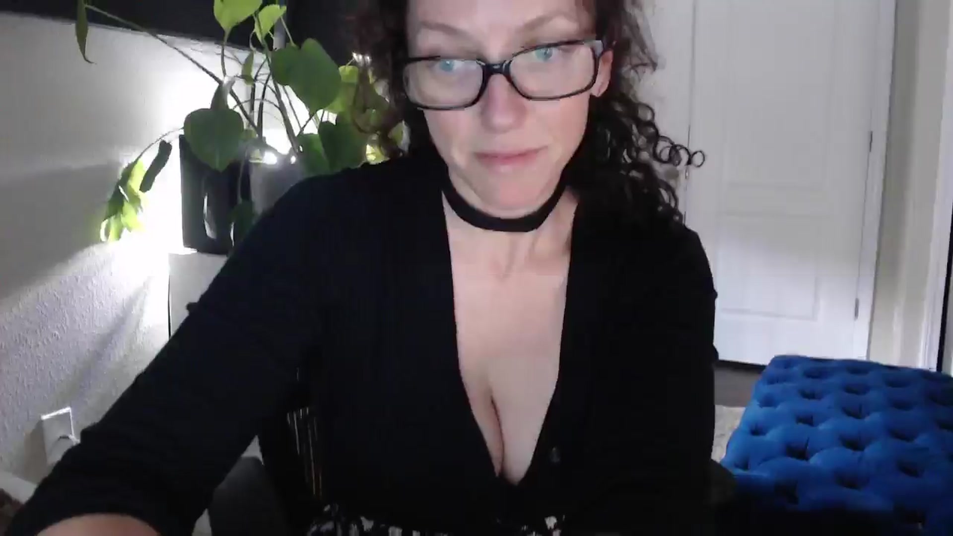 Gallery image thumbnail from Sarah_Stark's myfreecams stream on, 04/10/2026, 12:15 image 12 of 20