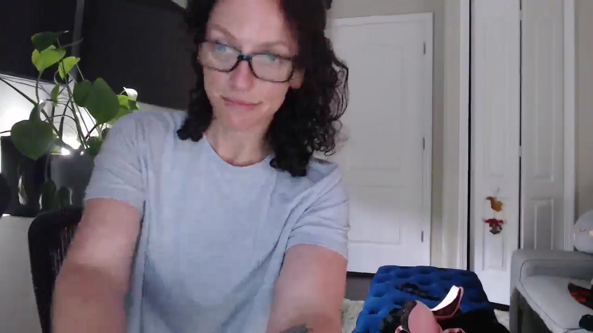 Gallery image thumbnail from Sarah_Stark's myfreecams stream on, 04/10/2026, 13:03 image 18 of 20