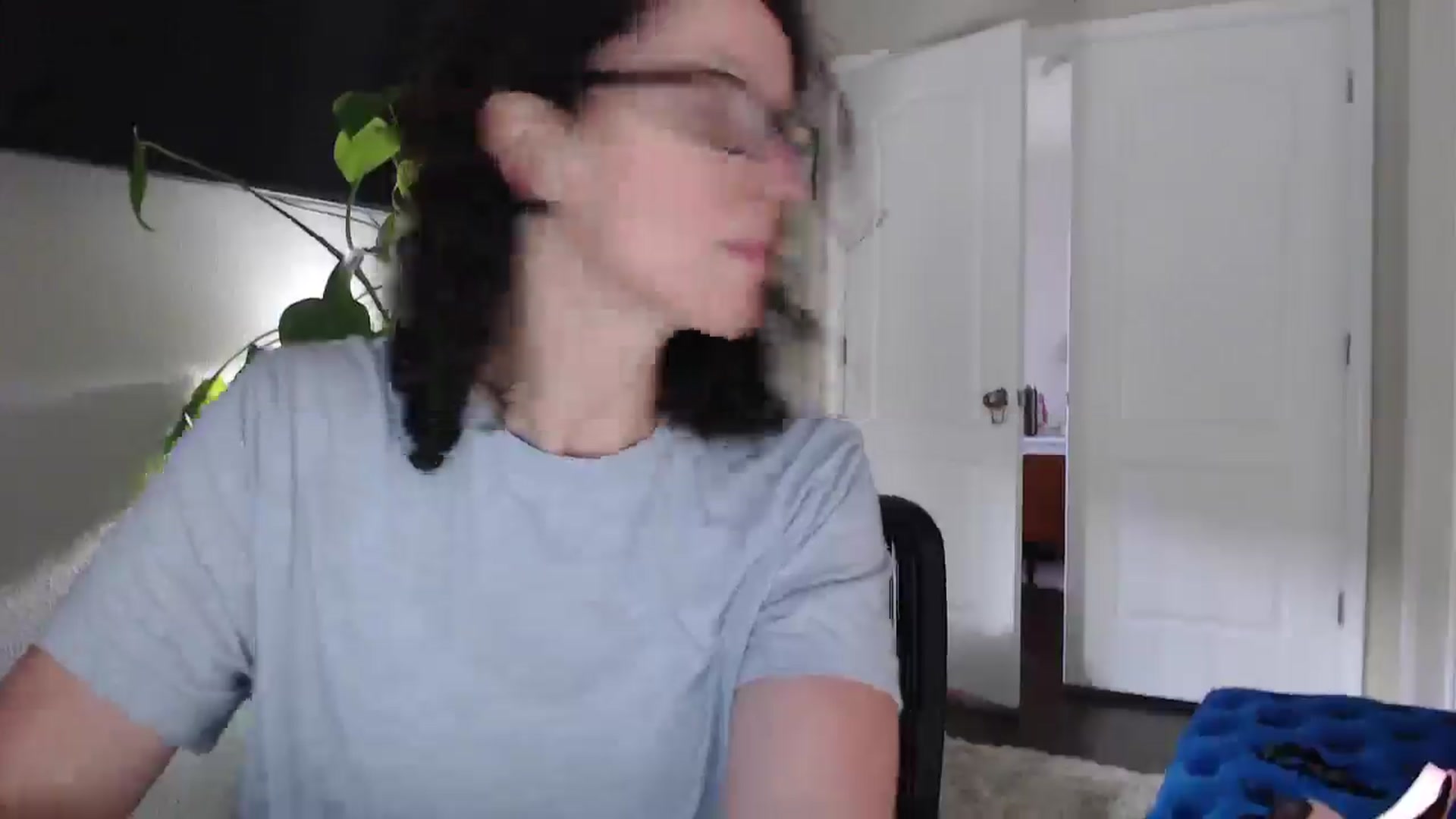 Gallery image thumbnail from Sarah_Stark's myfreecams stream on, 04/10/2026, 13:03 image 19 of 20