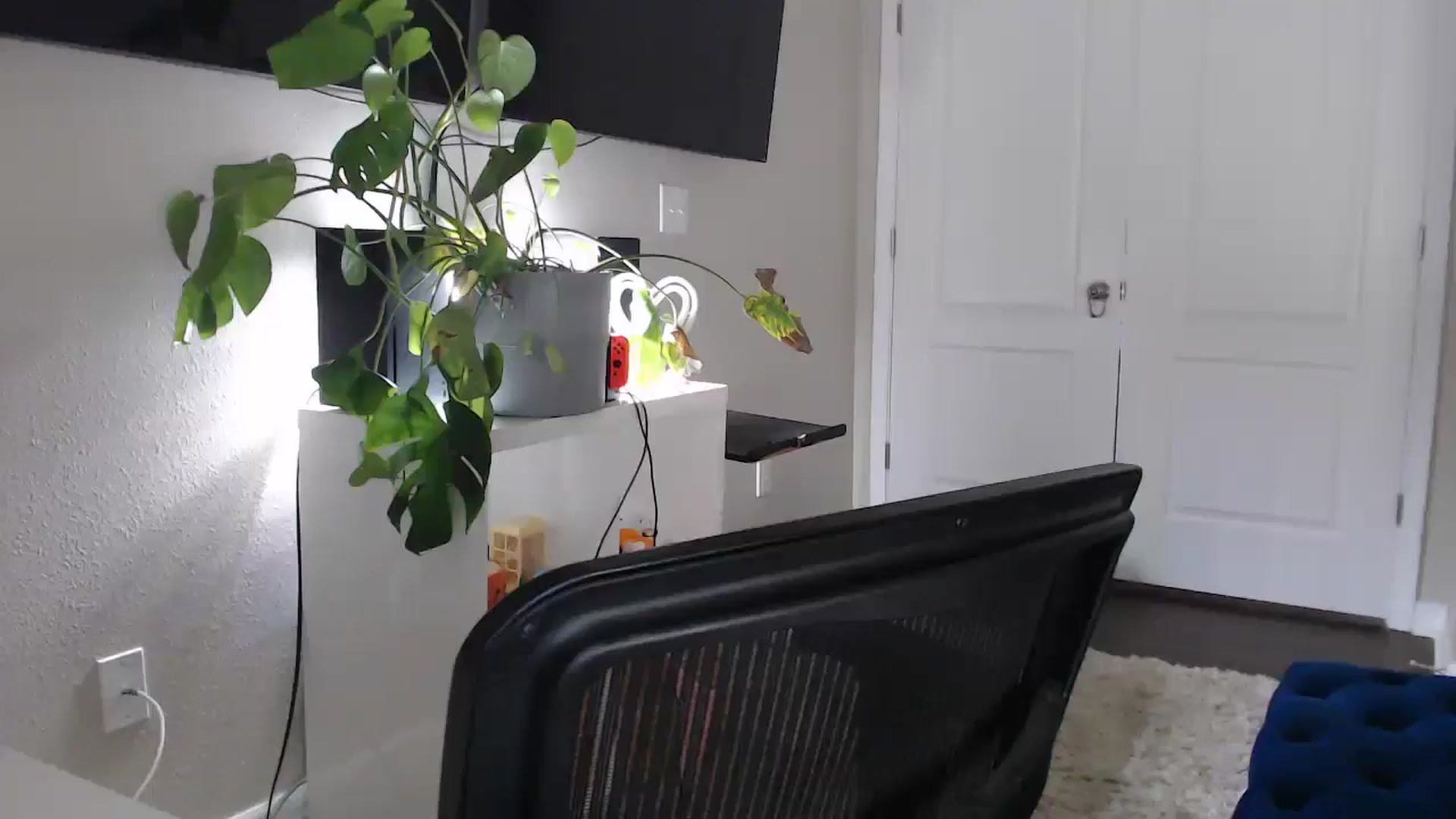 Gallery image thumbnail from Sarah_Stark's myfreecams stream on, 04/13/2026, 13:36 image 20 of 20