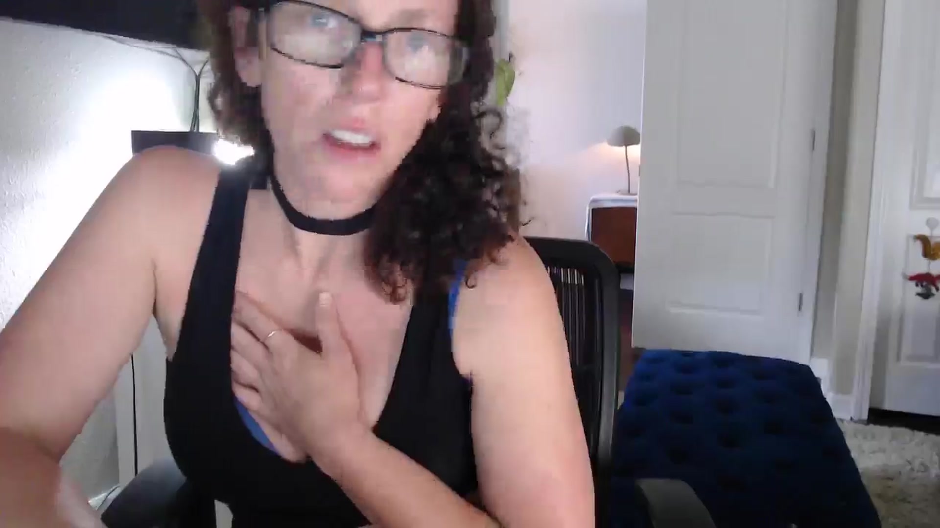 Gallery image thumbnail from Sarah_Stark's myfreecams stream on, 05/01/2026, 14:47 image 17 of 20