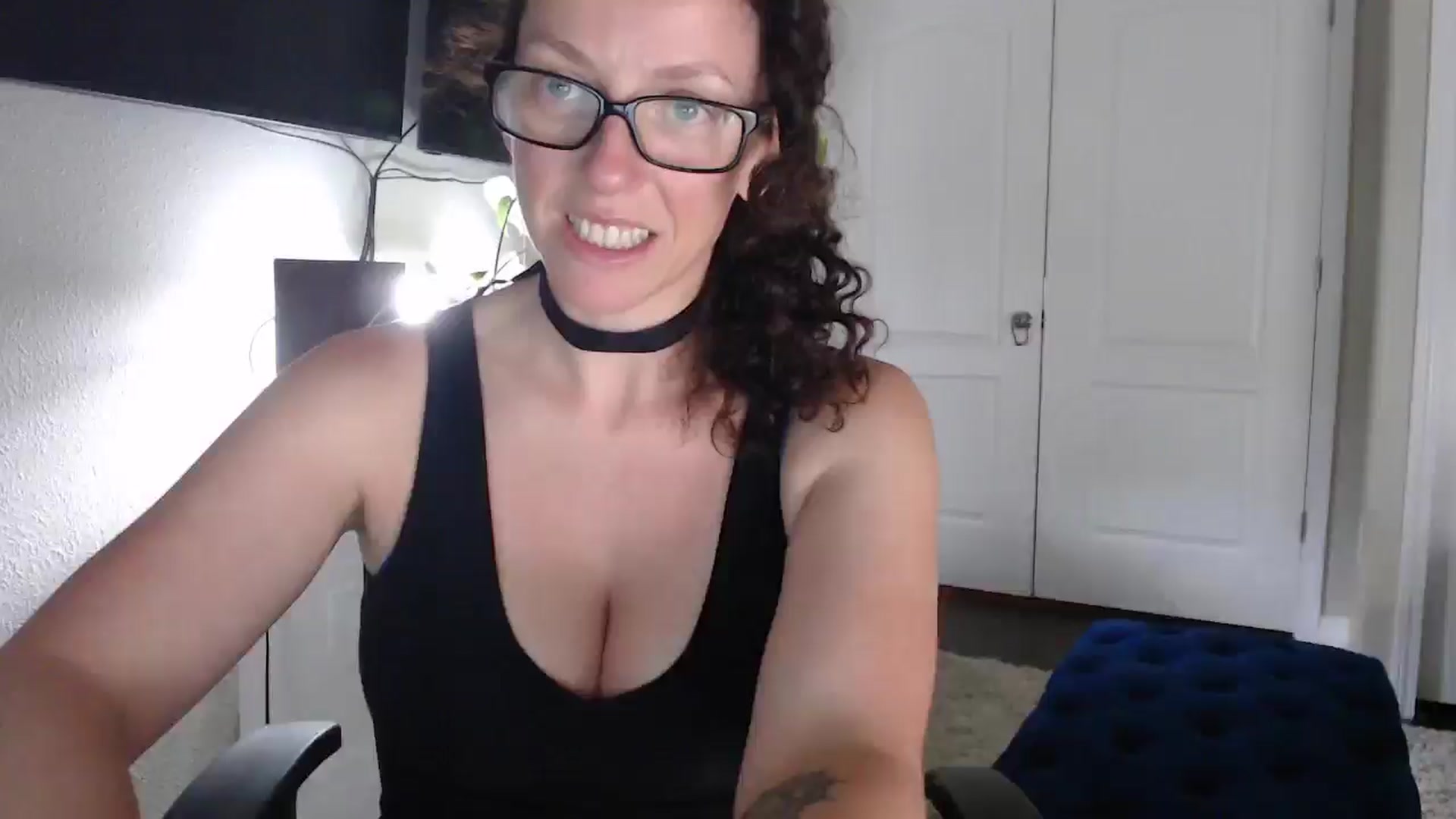 Gallery image thumbnail from Sarah_Stark's myfreecams stream on, 05/01/2026, 14:47 image 1 of 20