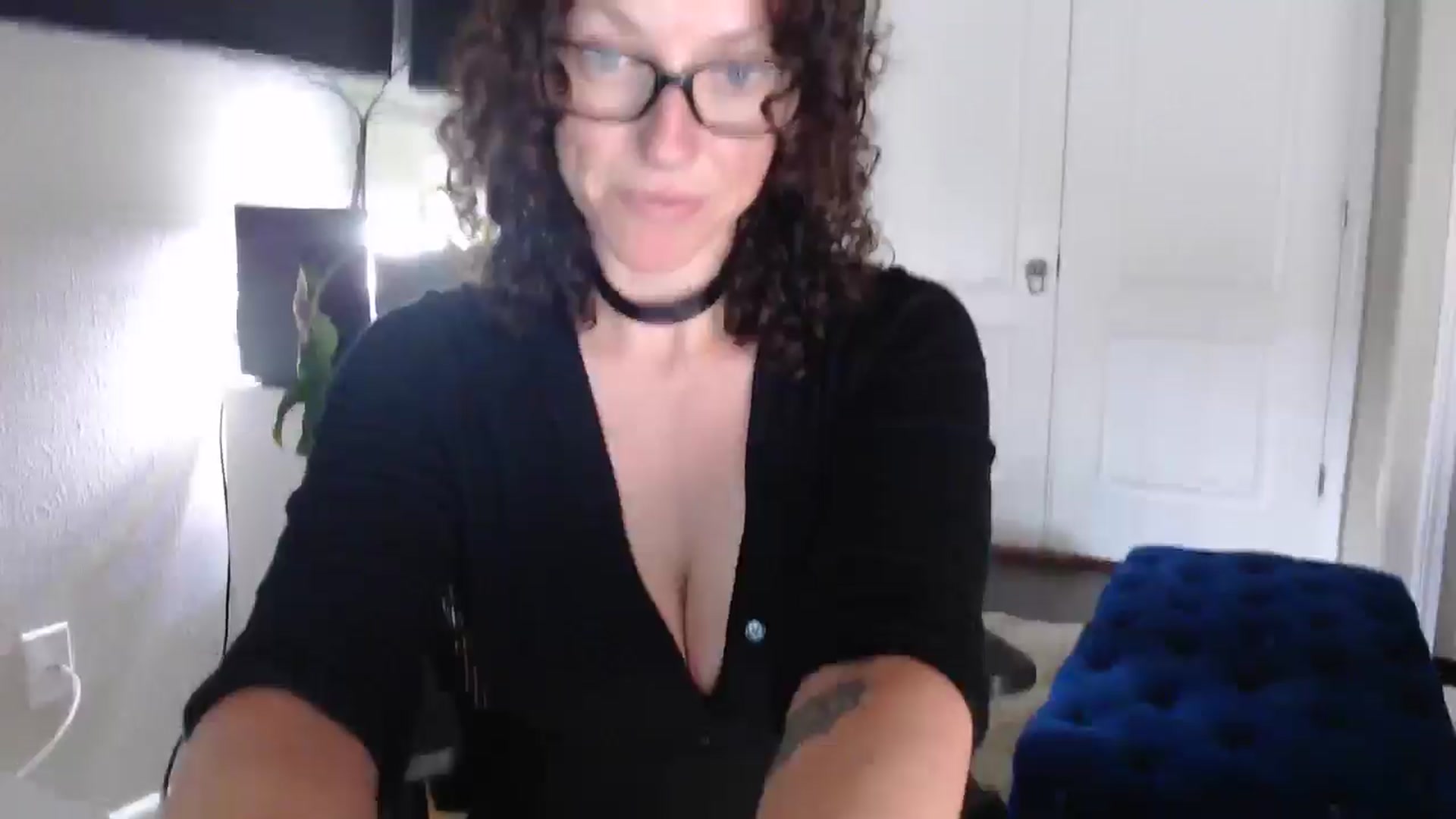 Gallery image thumbnail from Sarah_Stark's myfreecams stream on, 05/04/2026, 14:01 image 12 of 20
