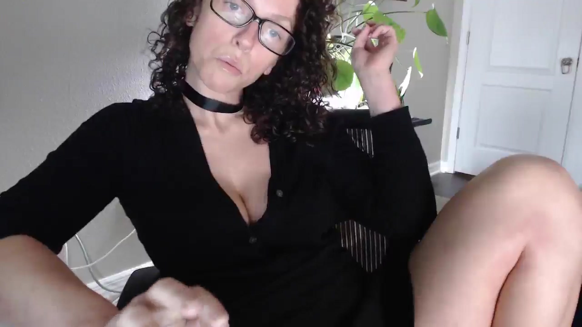 Gallery image thumbnail from Sarah_Stark's myfreecams stream on, 05/04/2026, 14:01 image 2 of 20