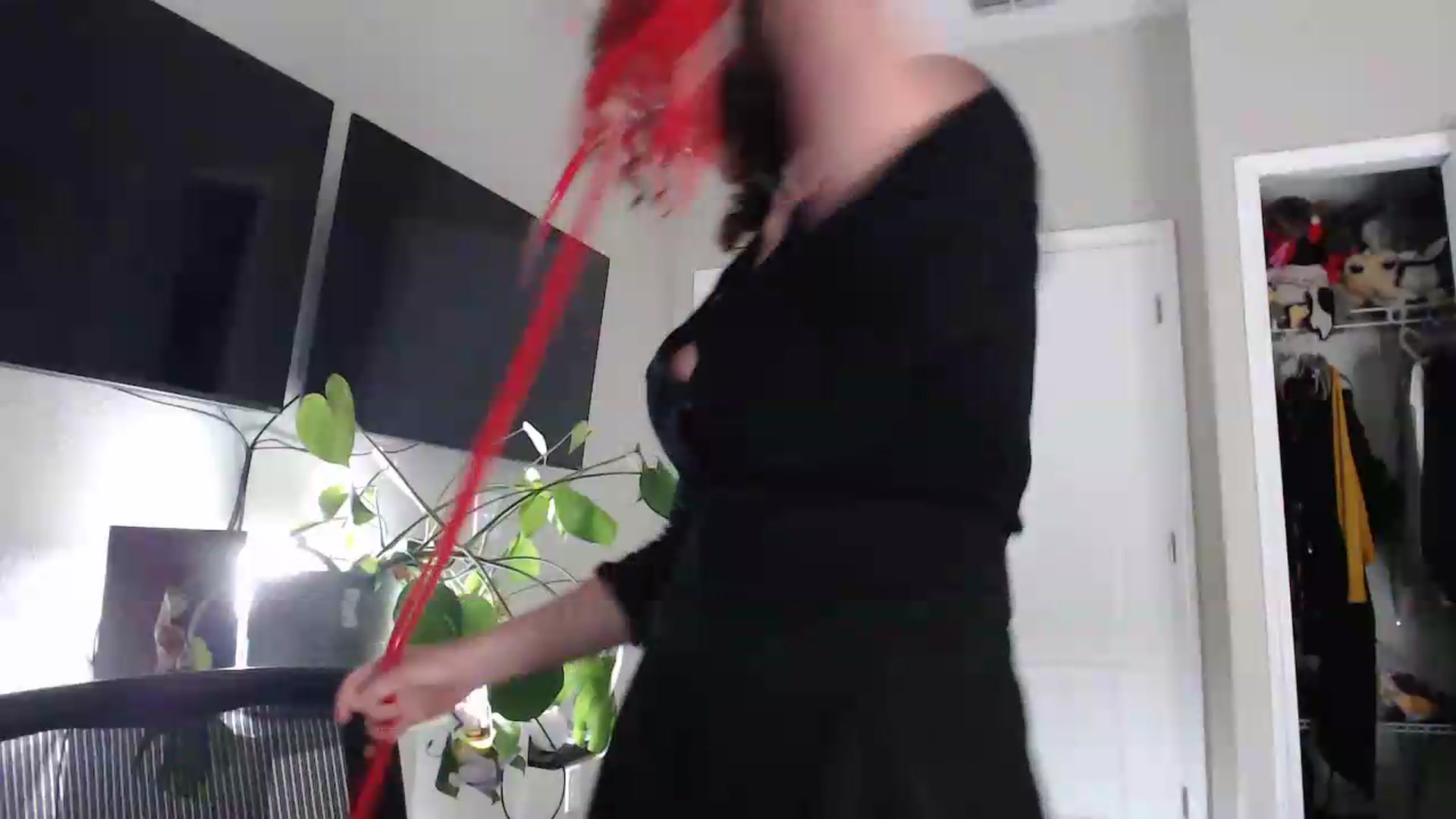 Gallery image thumbnail from Sarah_Stark's myfreecams stream on, 05/04/2026, 18:16 image 9 of 20