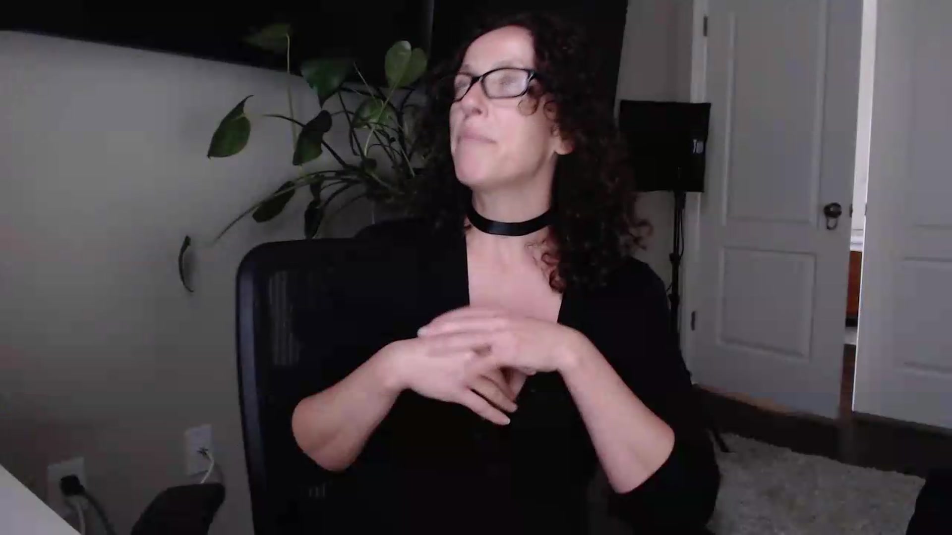 Gallery image thumbnail from Sarah_Stark's myfreecams stream on, 05/12/2026, 14:02 image 16 of 20