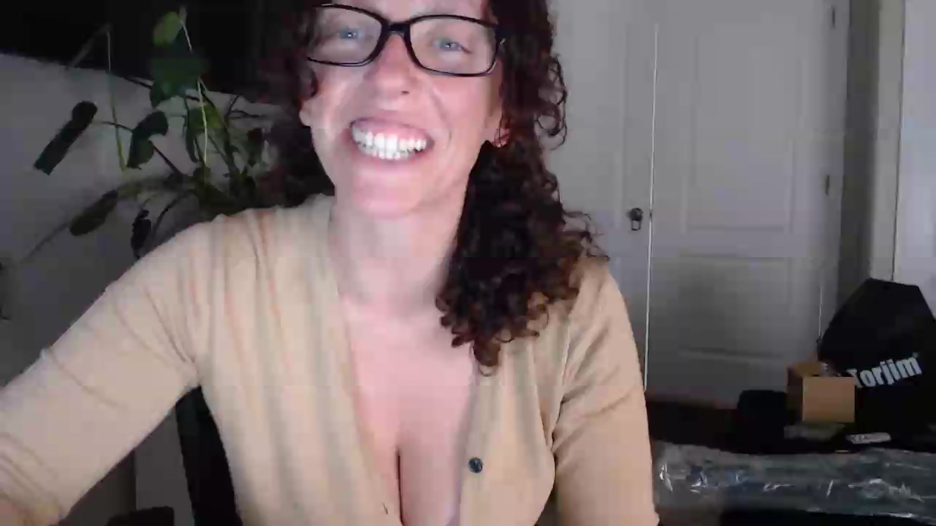 Gallery image thumbnail from Sarah_Stark's myfreecams stream on, 05/13/2026, 12:30 image 6 of 20