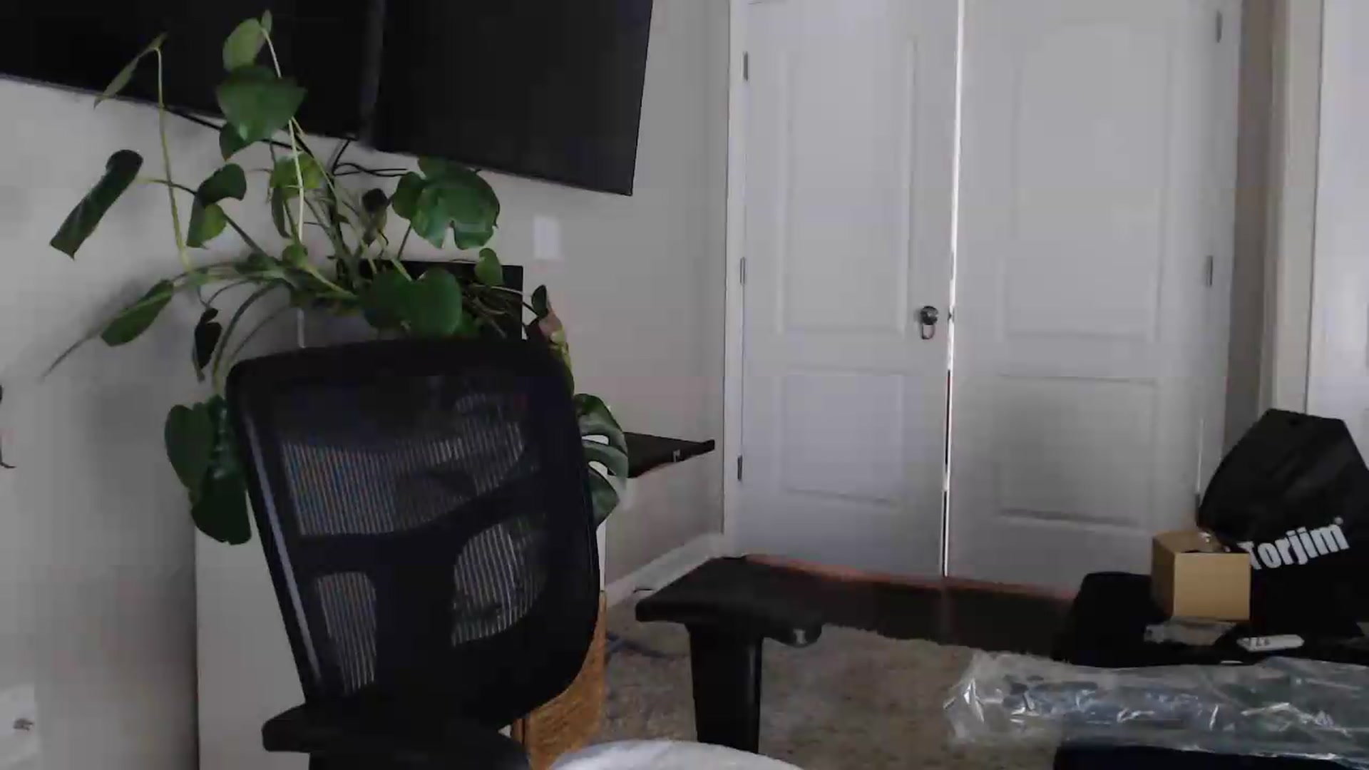 Gallery image thumbnail from Sarah_Stark's myfreecams stream on, 05/13/2026, 12:30 image 8 of 20