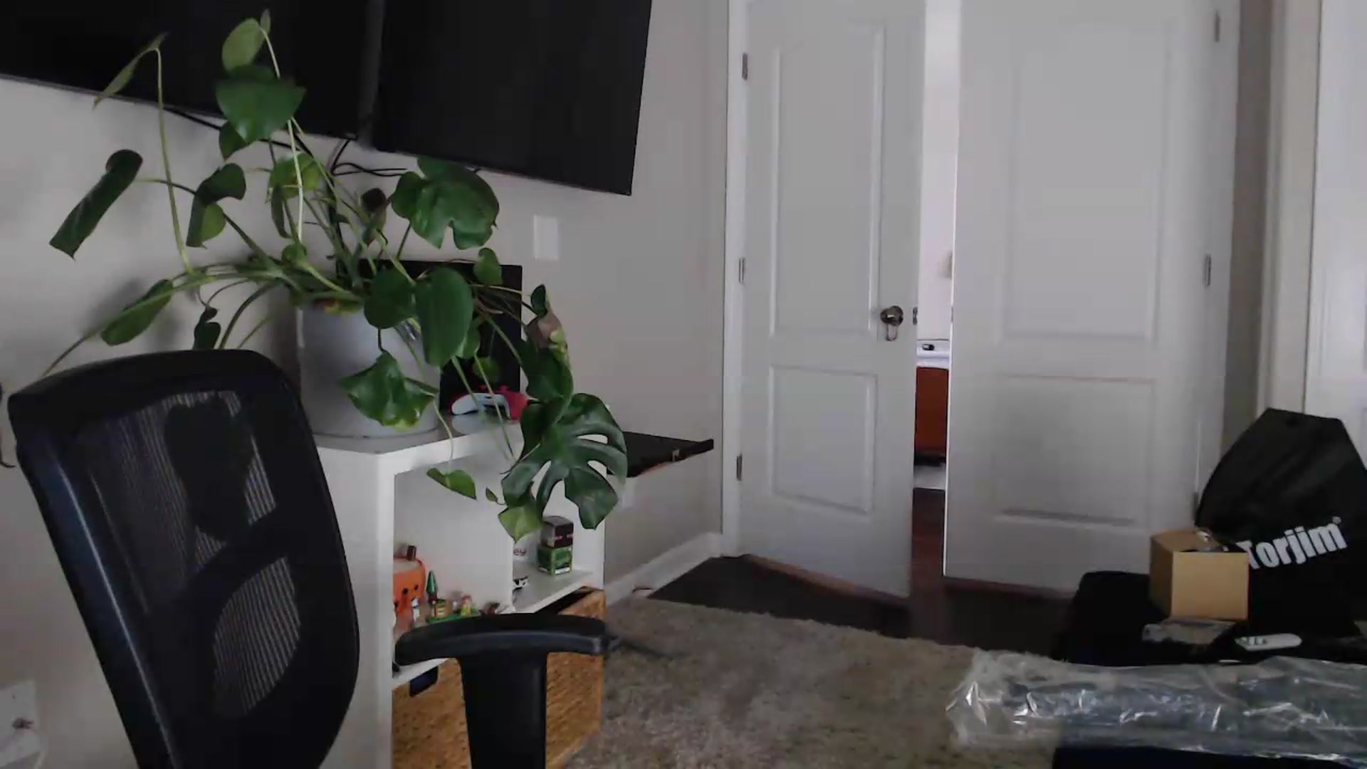 Gallery image thumbnail from Sarah_Stark's myfreecams stream on, 05/13/2026, 12:30 image 13 of 20