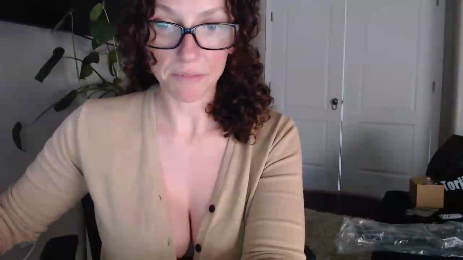 Gallery image thumbnail from Sarah_Stark's myfreecams stream on, 05/13/2026, 13:03 image 7 of 20