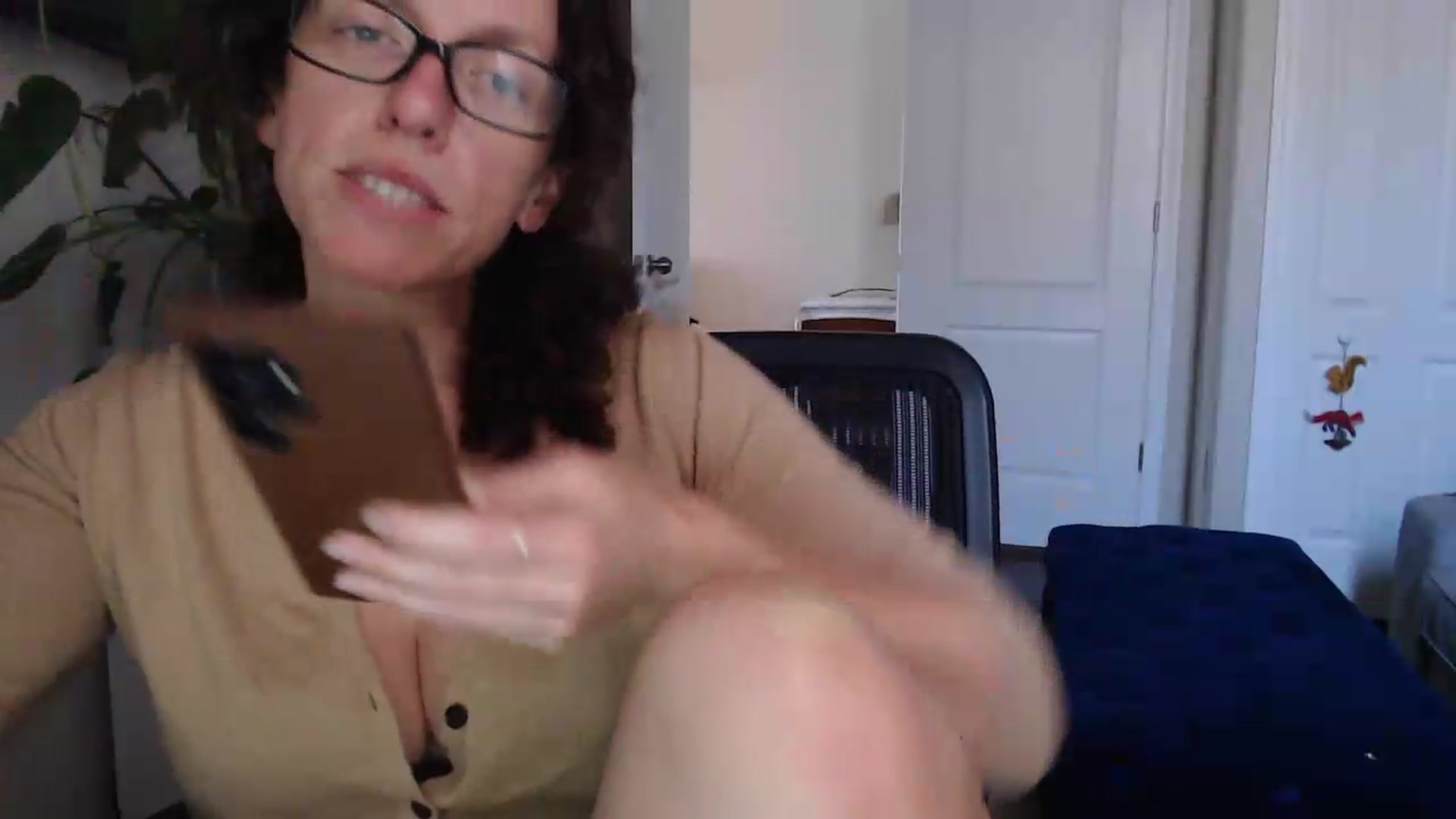 Gallery image thumbnail from Sarah_Stark's myfreecams stream on, 05/13/2026, 16:53 image 12 of 20