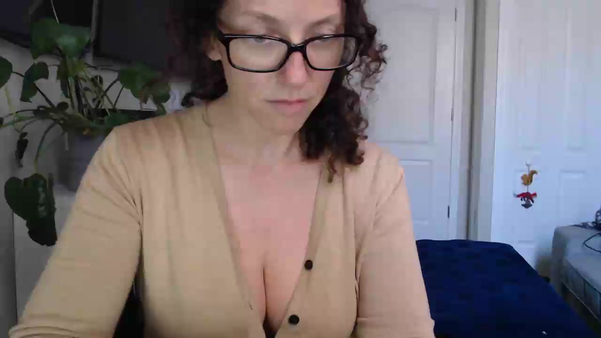 Gallery image thumbnail from Sarah_Stark's myfreecams stream on, 05/13/2026, 16:53 image 7 of 20