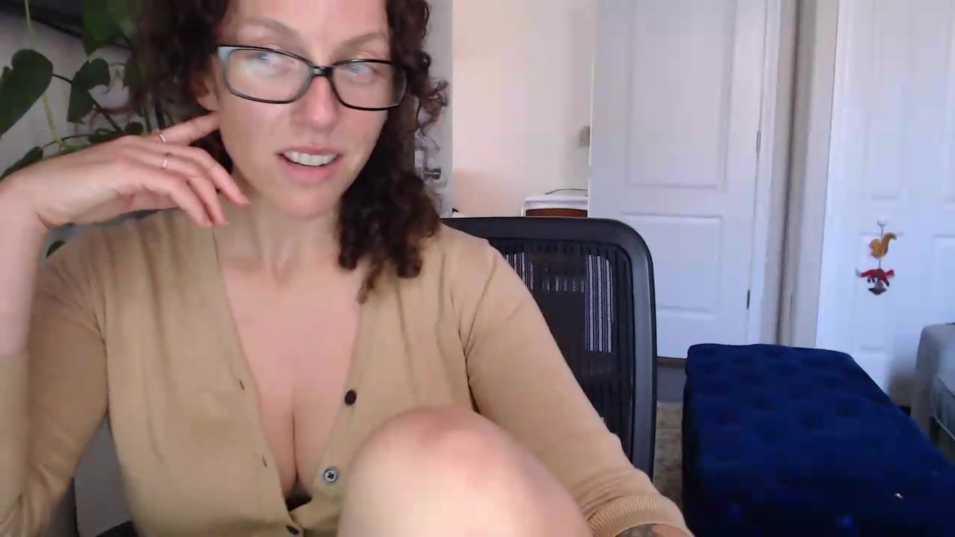 Gallery image thumbnail from Sarah_Stark's myfreecams stream on, 05/13/2026, 16:53 image 11 of 20