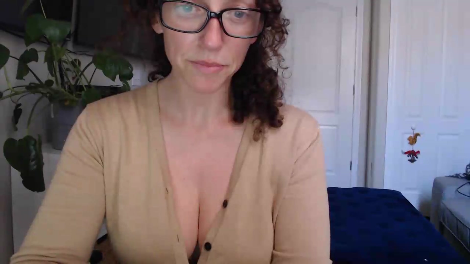 Gallery image thumbnail from Sarah_Stark's myfreecams stream on, 05/13/2026, 16:53 image 4 of 20