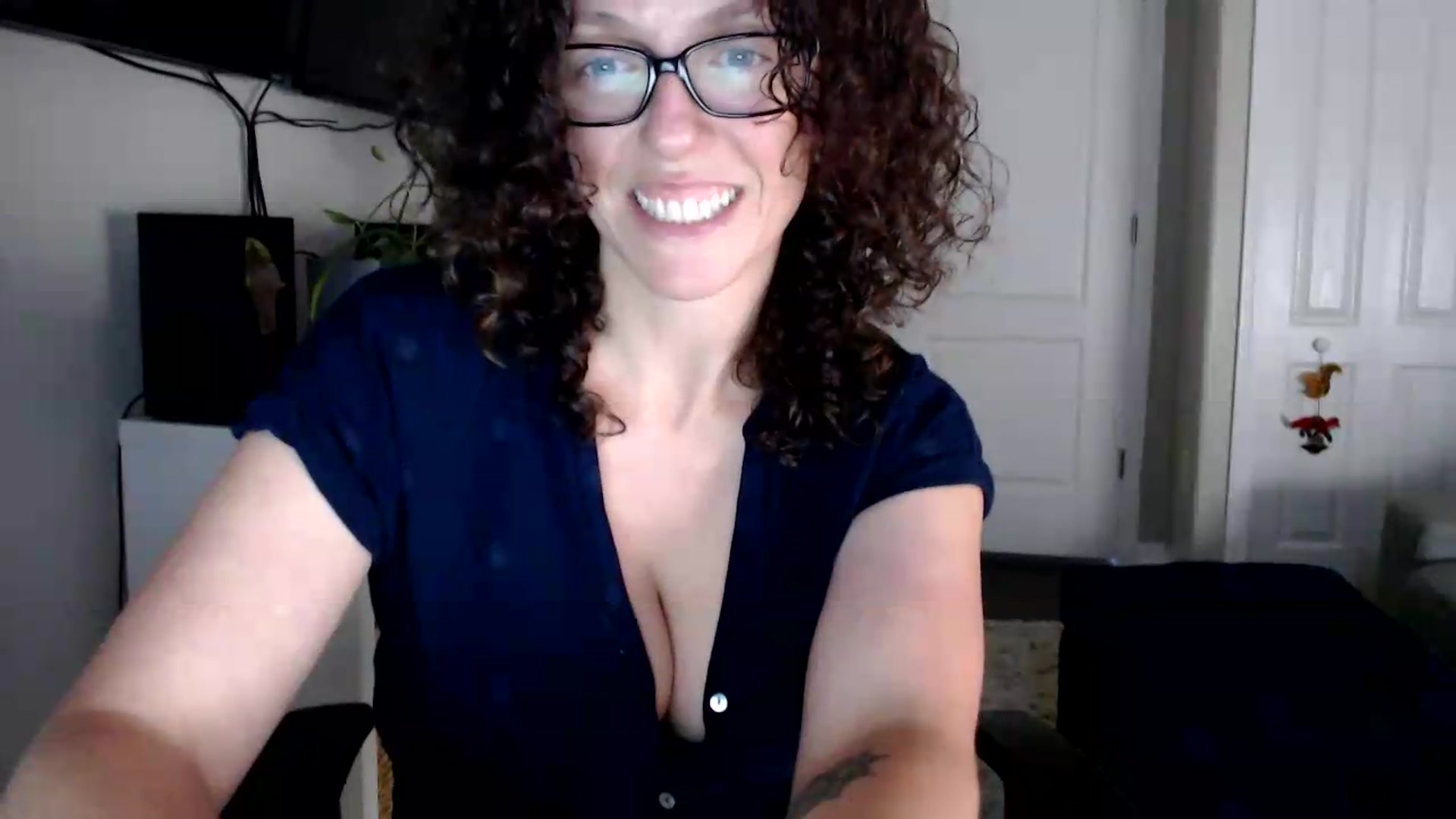 Gallery image thumbnail from Sarah_Stark's myfreecams stream on, 05/18/2026, 14:34 image 3 of 20