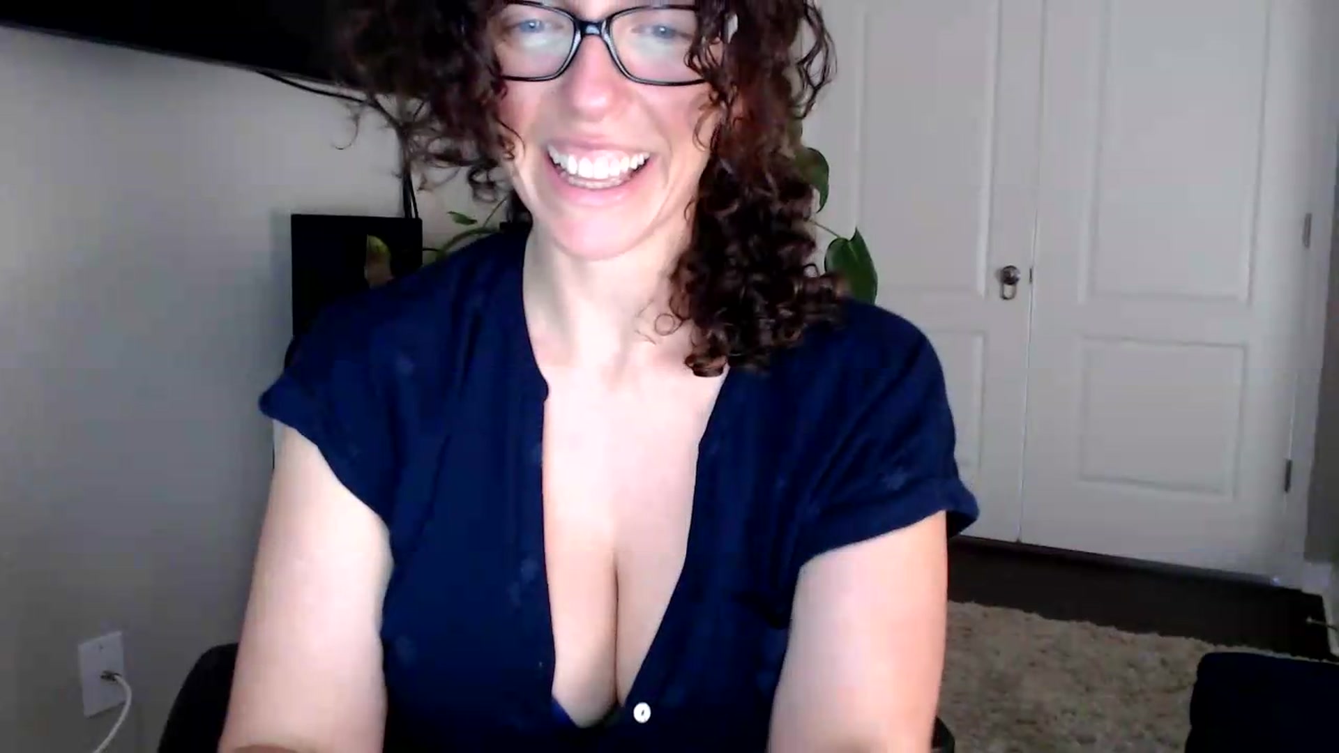 Gallery image thumbnail from Sarah_Stark's myfreecams stream on, 05/18/2026, 14:34 image 11 of 20