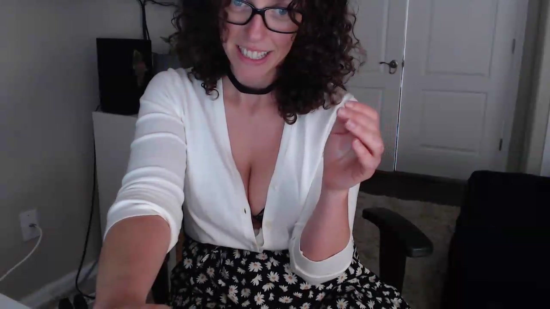 Gallery image thumbnail from Sarah_Stark's myfreecams stream on, 05/20/2026, 14:50 image 3 of 20