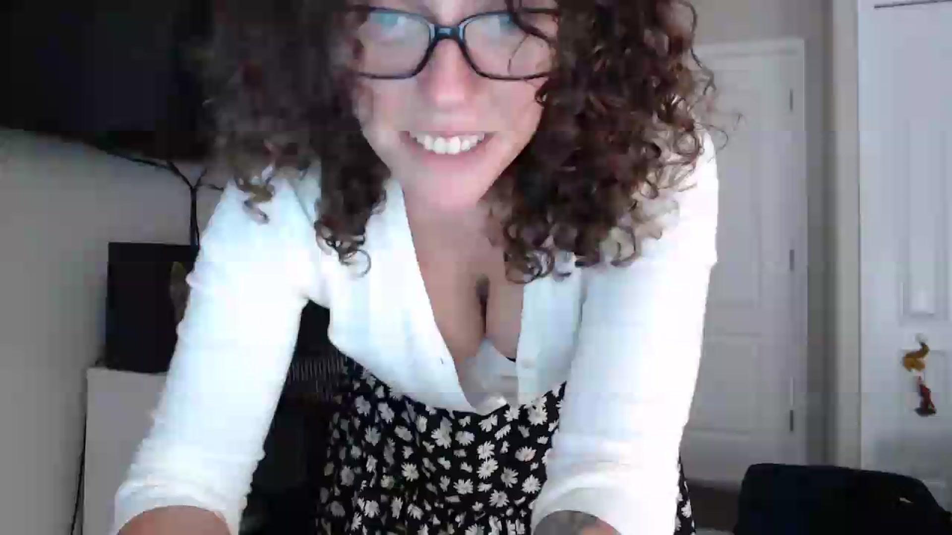Gallery image thumbnail from Sarah_Stark's myfreecams stream on, 05/20/2026, 14:50 image 1 of 20