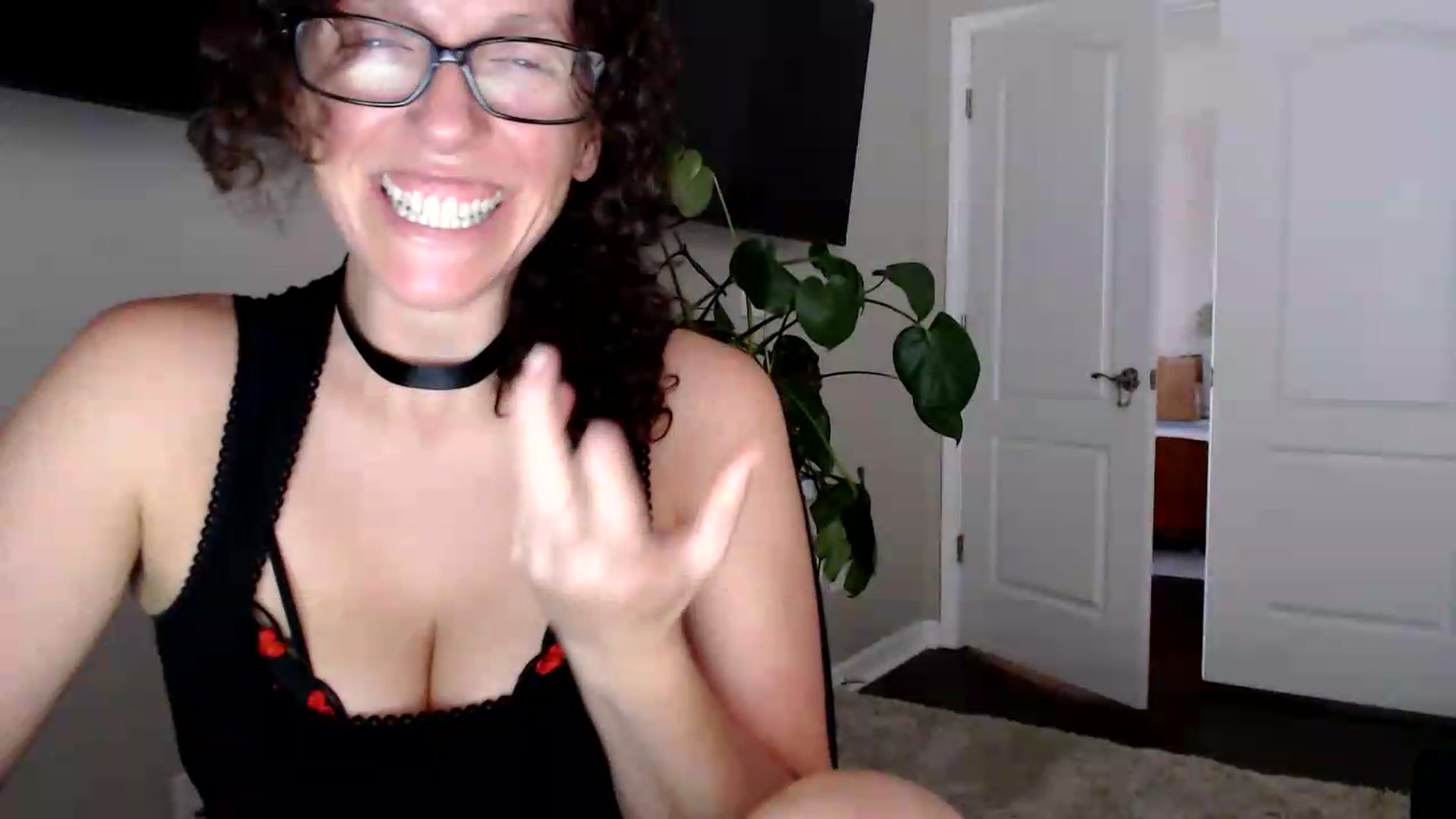 Gallery image thumbnail from Sarah_Stark's myfreecams stream on, 05/26/2026, 15:32 image 2 of 20