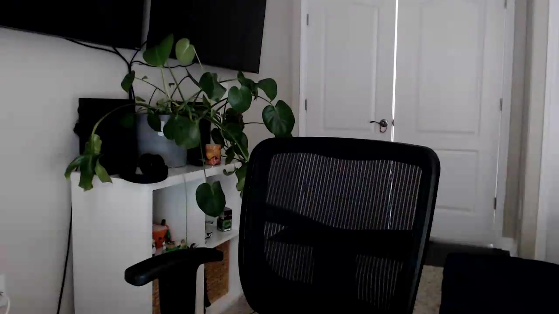Gallery image thumbnail from Sarah_Stark's myfreecams stream on, 05/26/2026, 16:49 image 14 of 20
