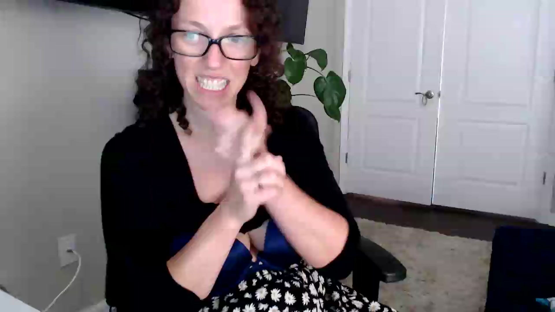 Gallery image thumbnail from Sarah_Stark's myfreecams stream on, 05/27/2026, 13:33 image 3 of 20
