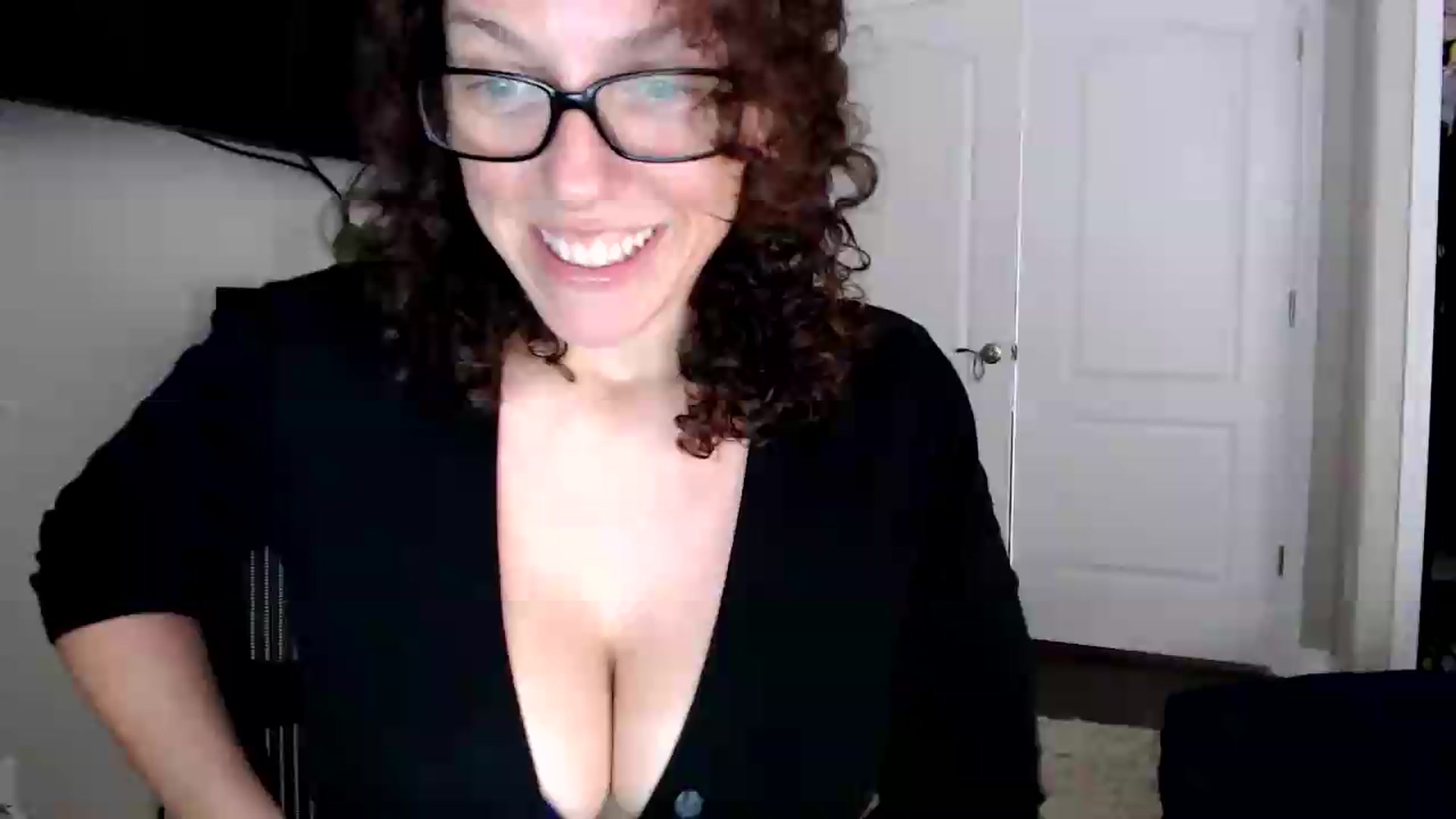 Gallery image thumbnail from Sarah_Stark's myfreecams stream on, 05/27/2026, 13:33 image 1 of 20