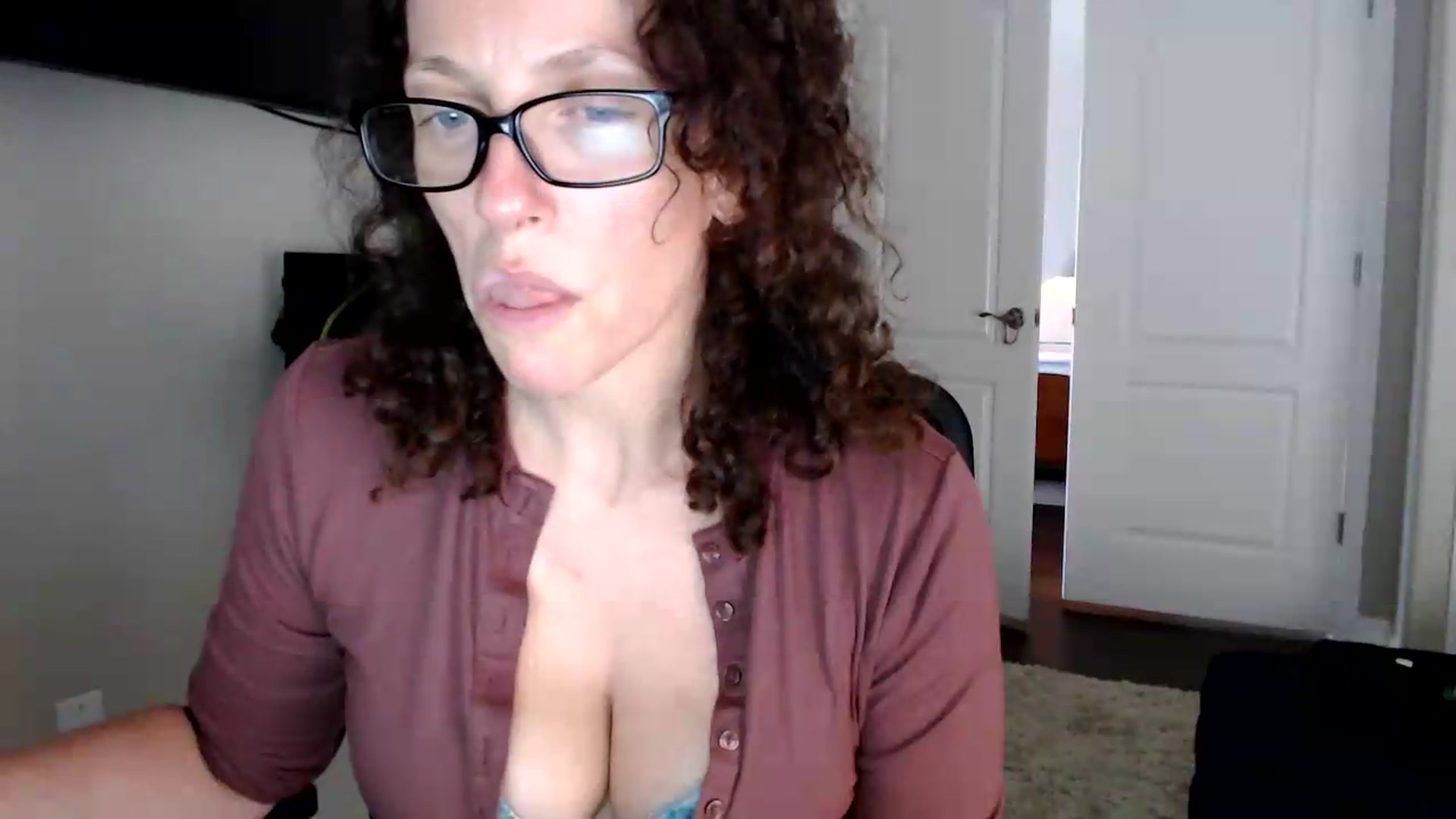 Gallery image thumbnail from Sarah_Stark's myfreecams stream on, 05/29/2026, 14:40 image 11 of 20
