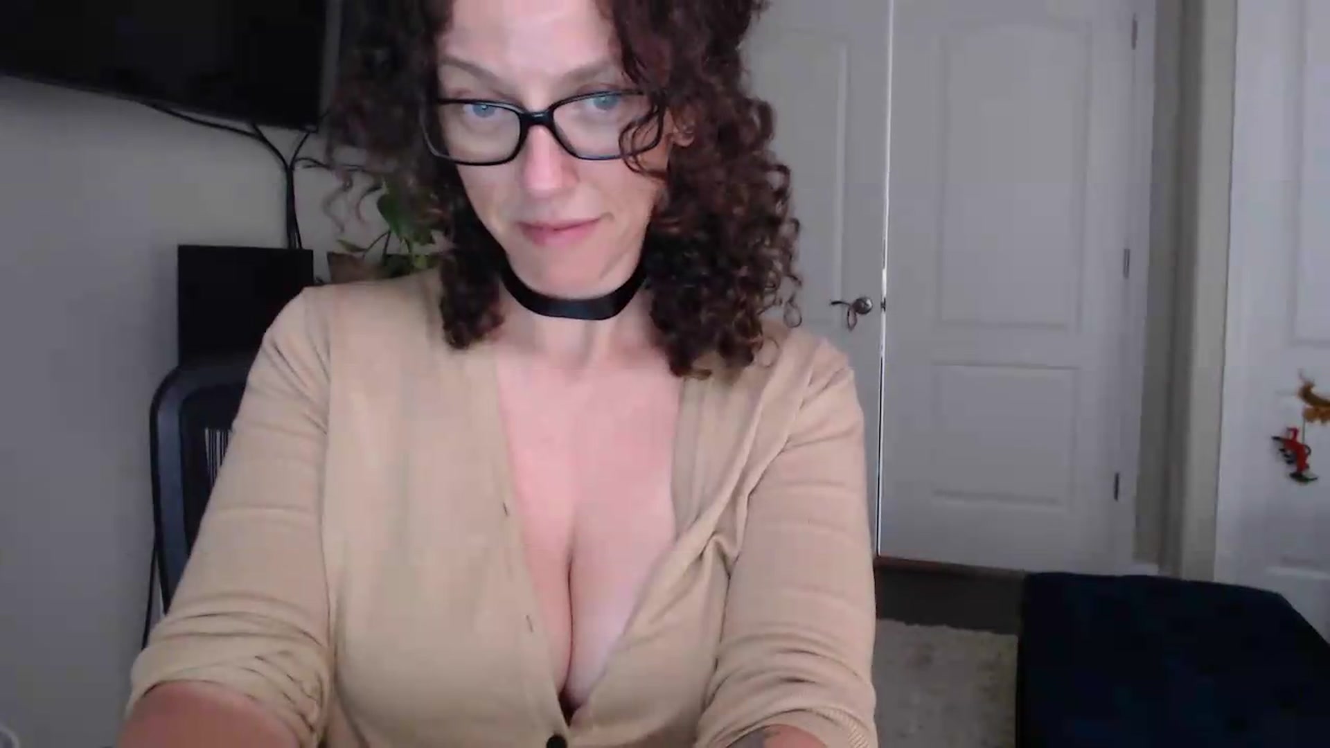 Gallery image thumbnail from Sarah_Stark's myfreecams stream on, 06/01/2026, 14:35 image 16 of 20