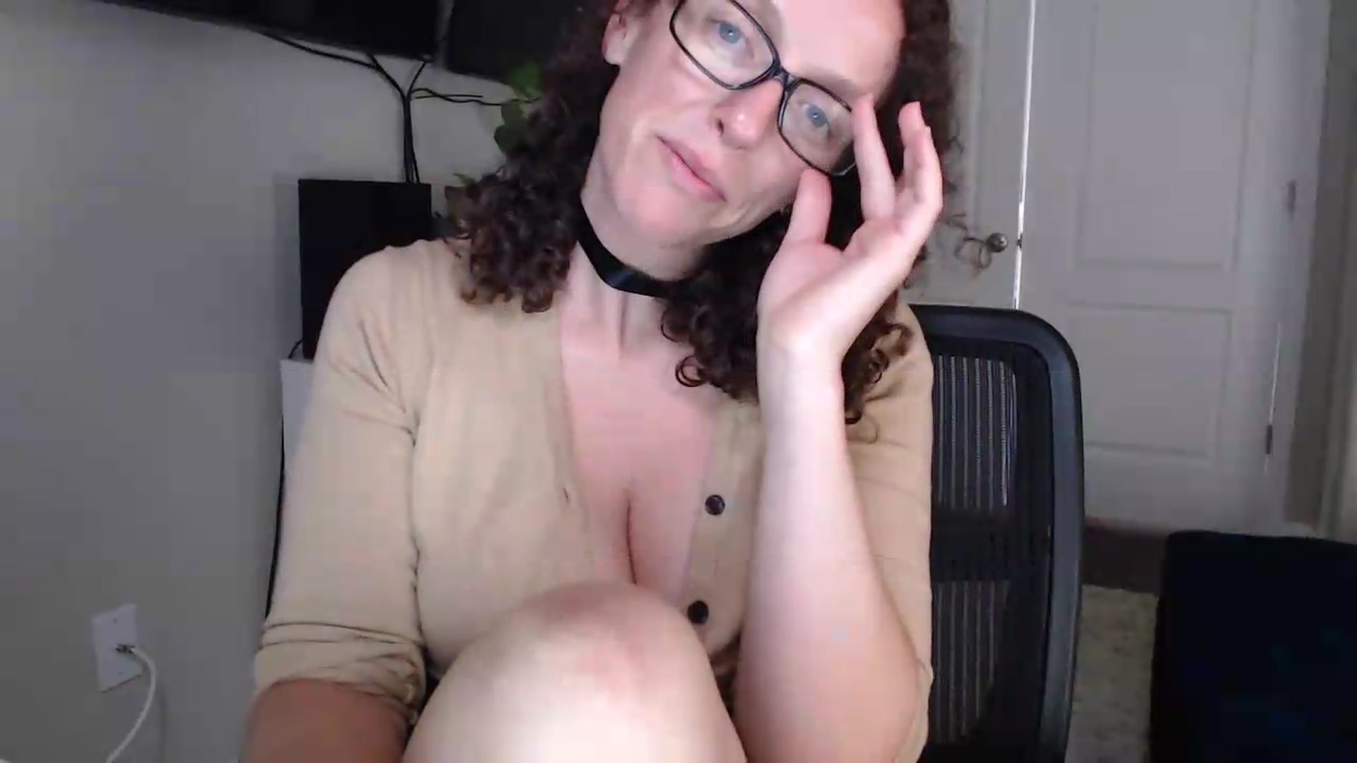 Gallery image thumbnail from Sarah_Stark's myfreecams stream on, 06/01/2026, 14:46 image 7 of 20