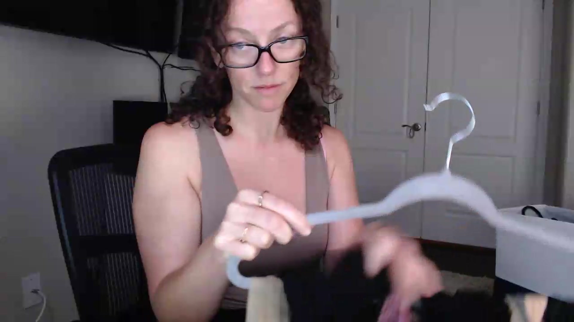 Gallery image thumbnail from Sarah_Stark's myfreecams stream on, 06/03/2026, 11:40 image 6 of 20