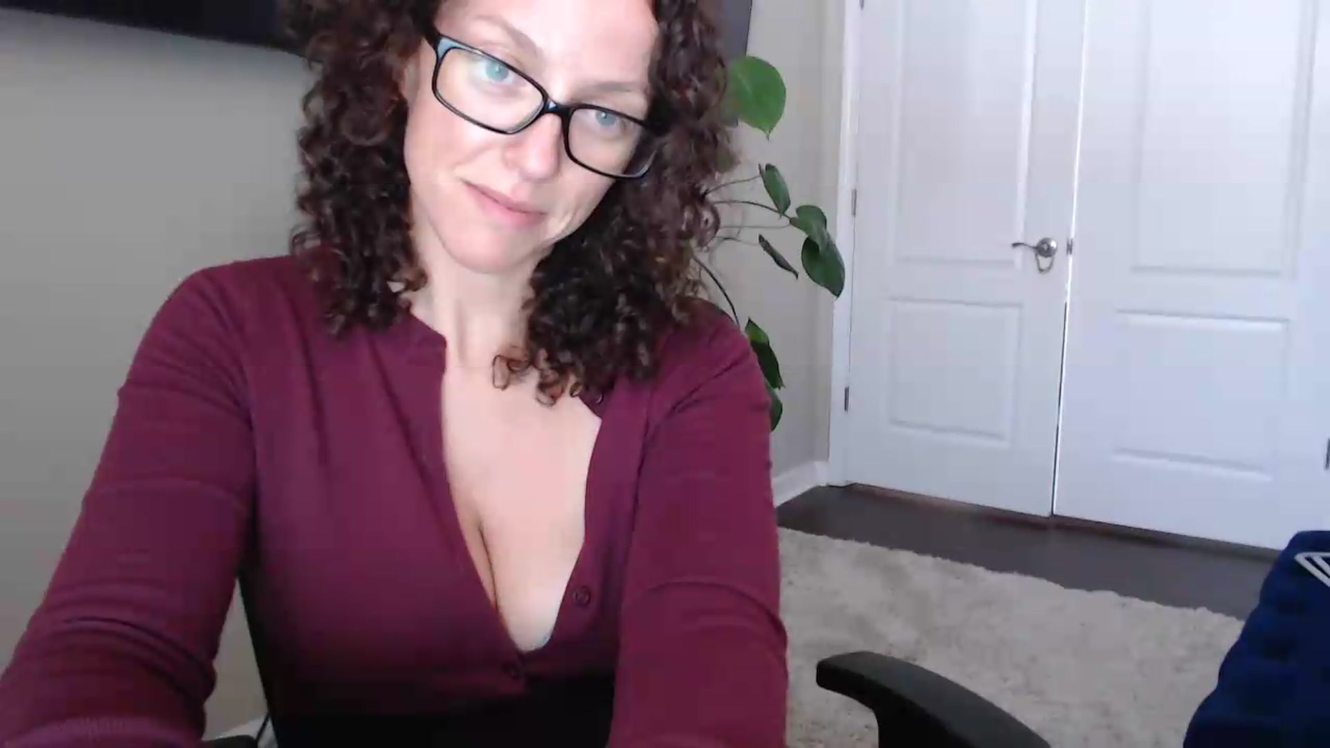 Gallery image thumbnail from Sarah_Stark's myfreecams stream on, 06/04/2026, 14:18 image 19 of 20