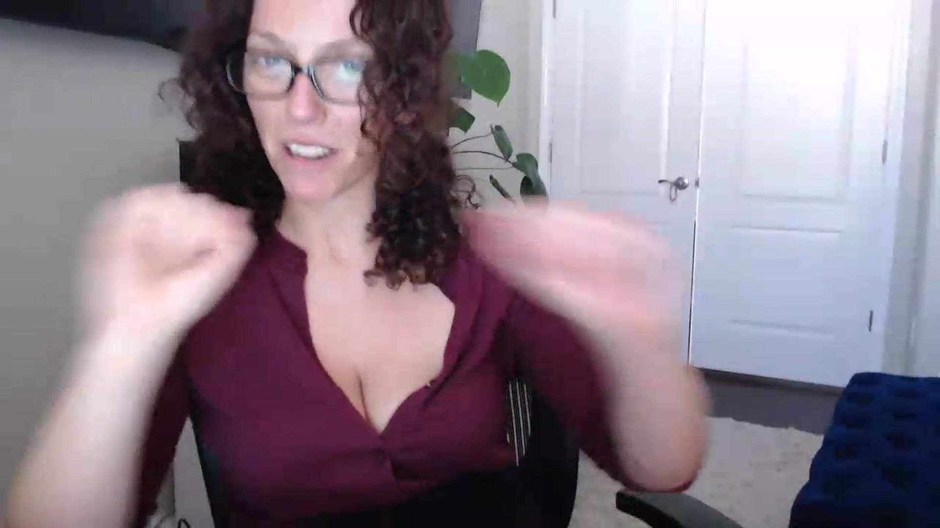 Gallery image thumbnail from Sarah_Stark's myfreecams stream on, 06/04/2026, 14:18 image 7 of 20