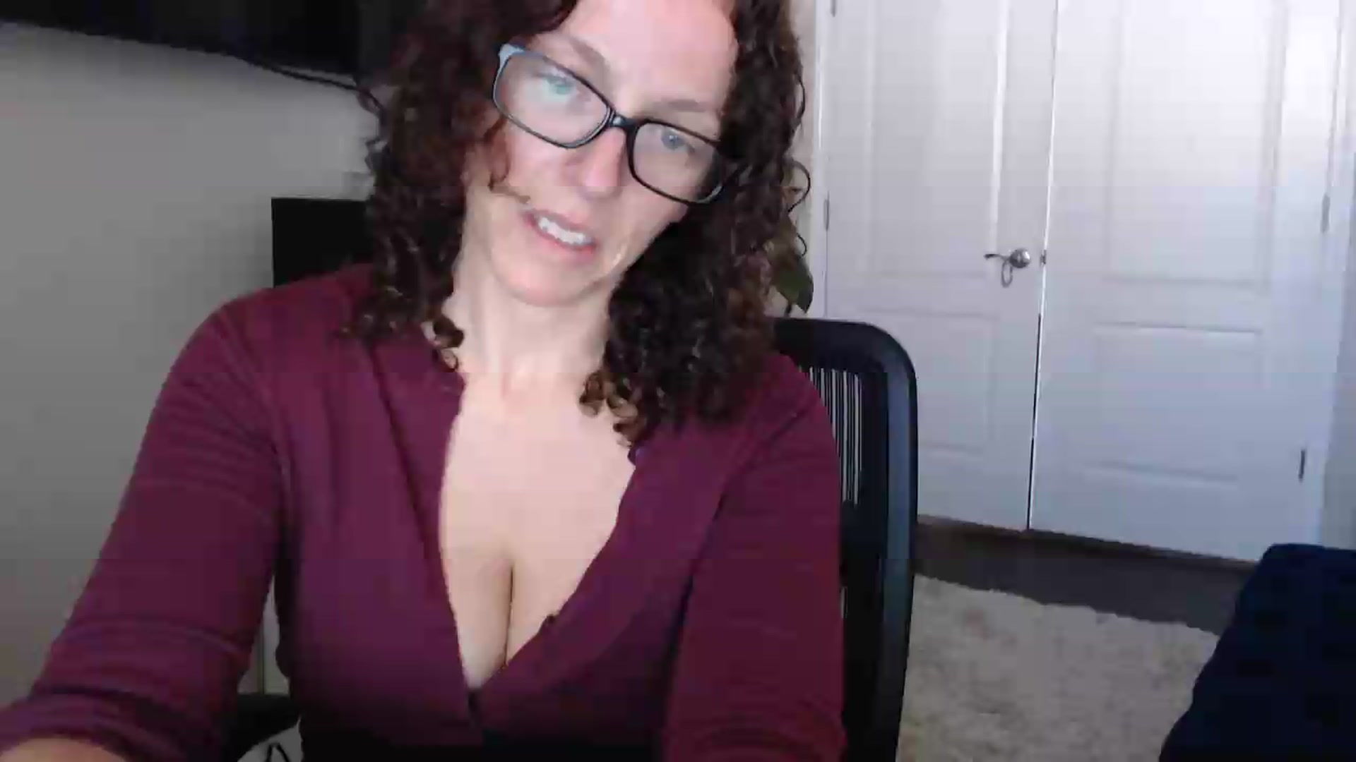 Gallery image thumbnail from Sarah_Stark's myfreecams stream on, 06/04/2026, 14:18 image 2 of 20