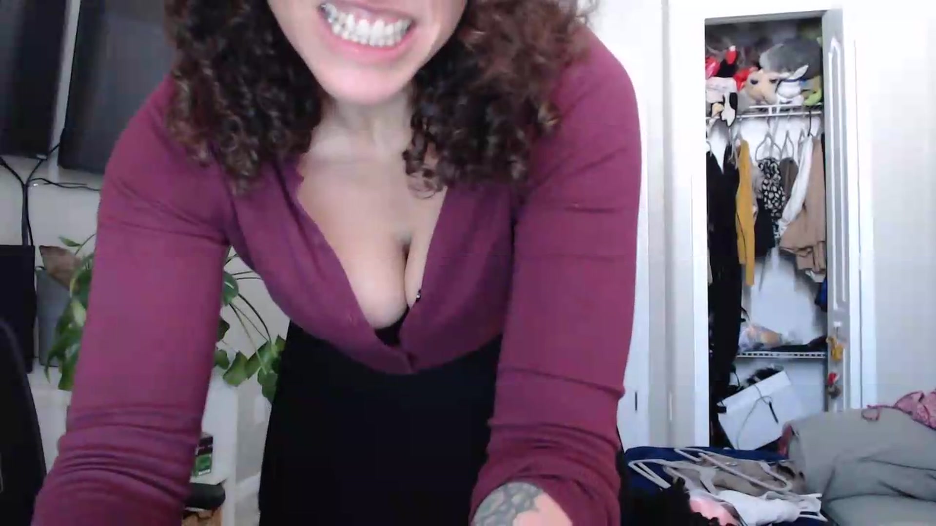 Gallery image thumbnail from Sarah_Stark's myfreecams stream on, 06/04/2026, 14:18 image 12 of 20