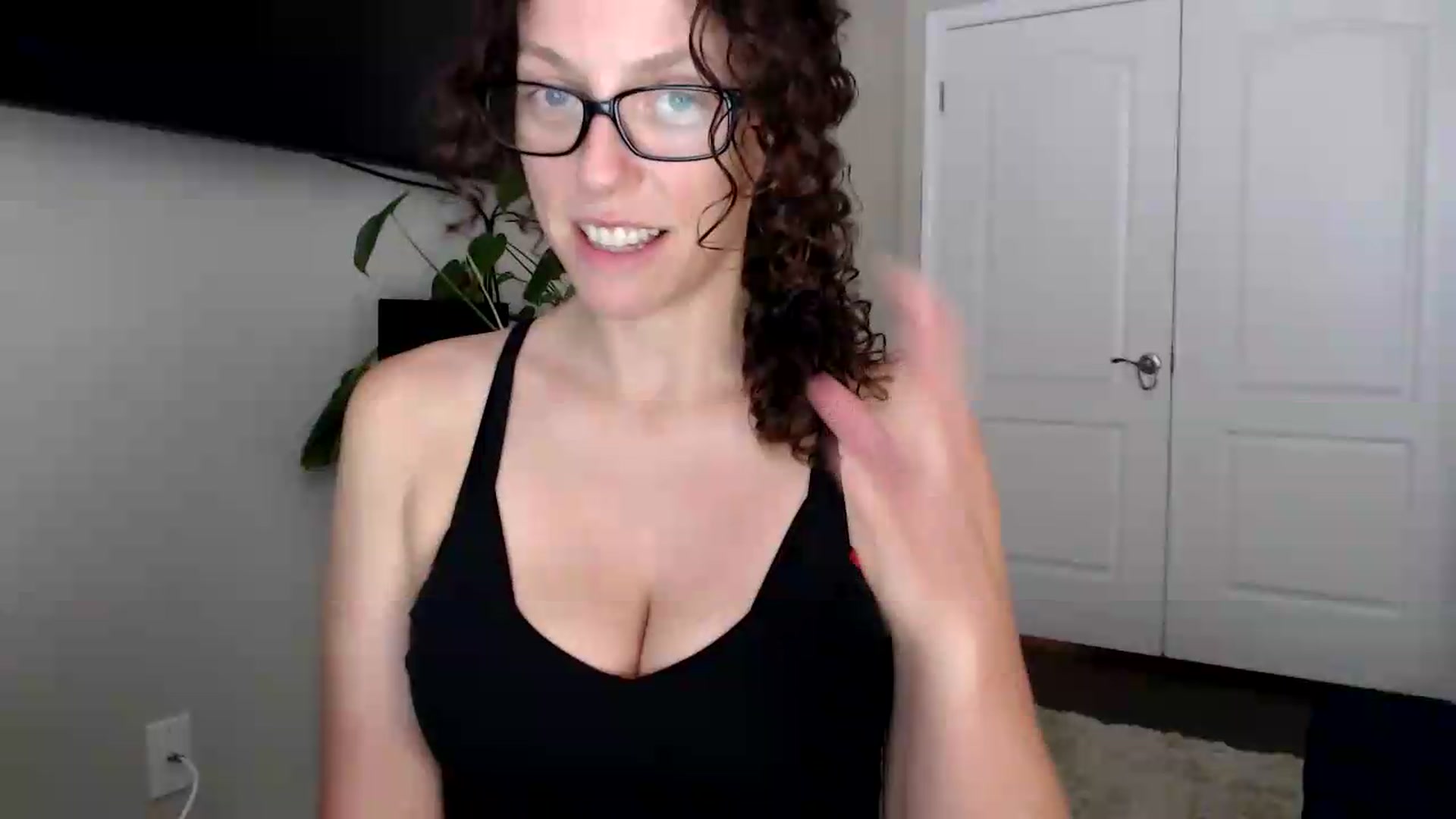 Gallery image thumbnail from Sarah_Stark's myfreecams stream on, 06/10/2026, 14:00 image 3 of 20