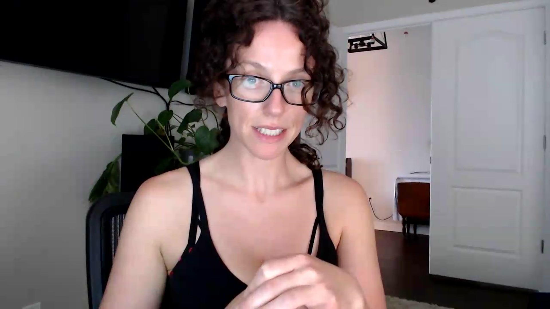 Gallery image thumbnail from Sarah_Stark's myfreecams stream on, 06/10/2026, 18:19 image 11 of 20