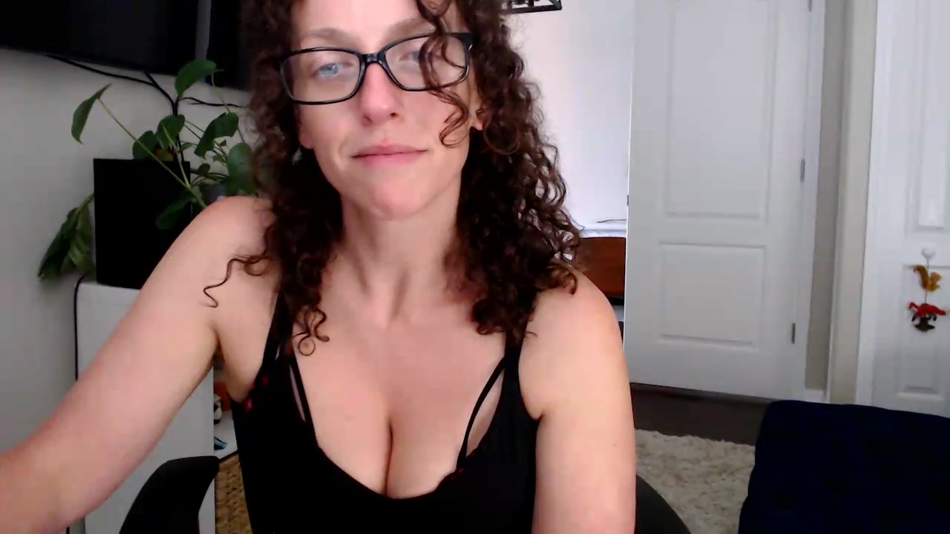 Gallery image thumbnail from Sarah_Stark's myfreecams stream on, 06/10/2026, 18:19 image 18 of 20