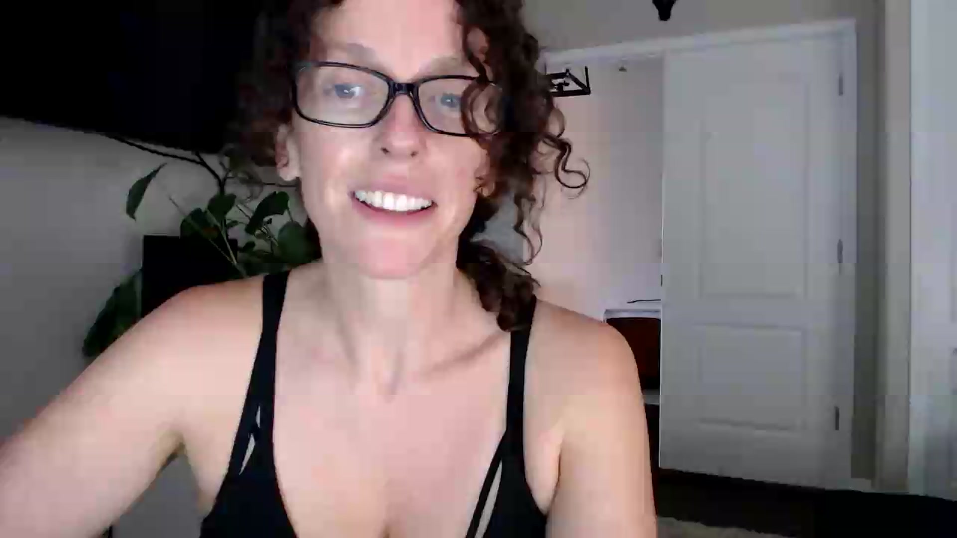 Gallery image thumbnail from Sarah_Stark's myfreecams stream on, 06/10/2026, 18:19 image 10 of 20