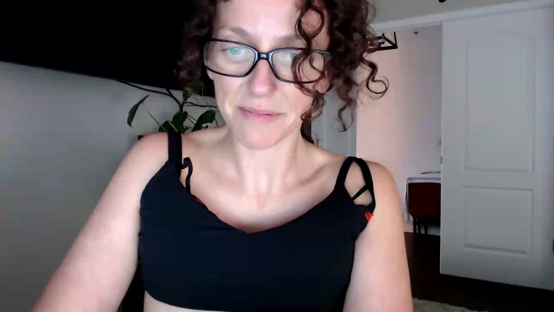 Gallery image thumbnail from Sarah_Stark's myfreecams stream on, 06/10/2026, 18:19 image 7 of 20