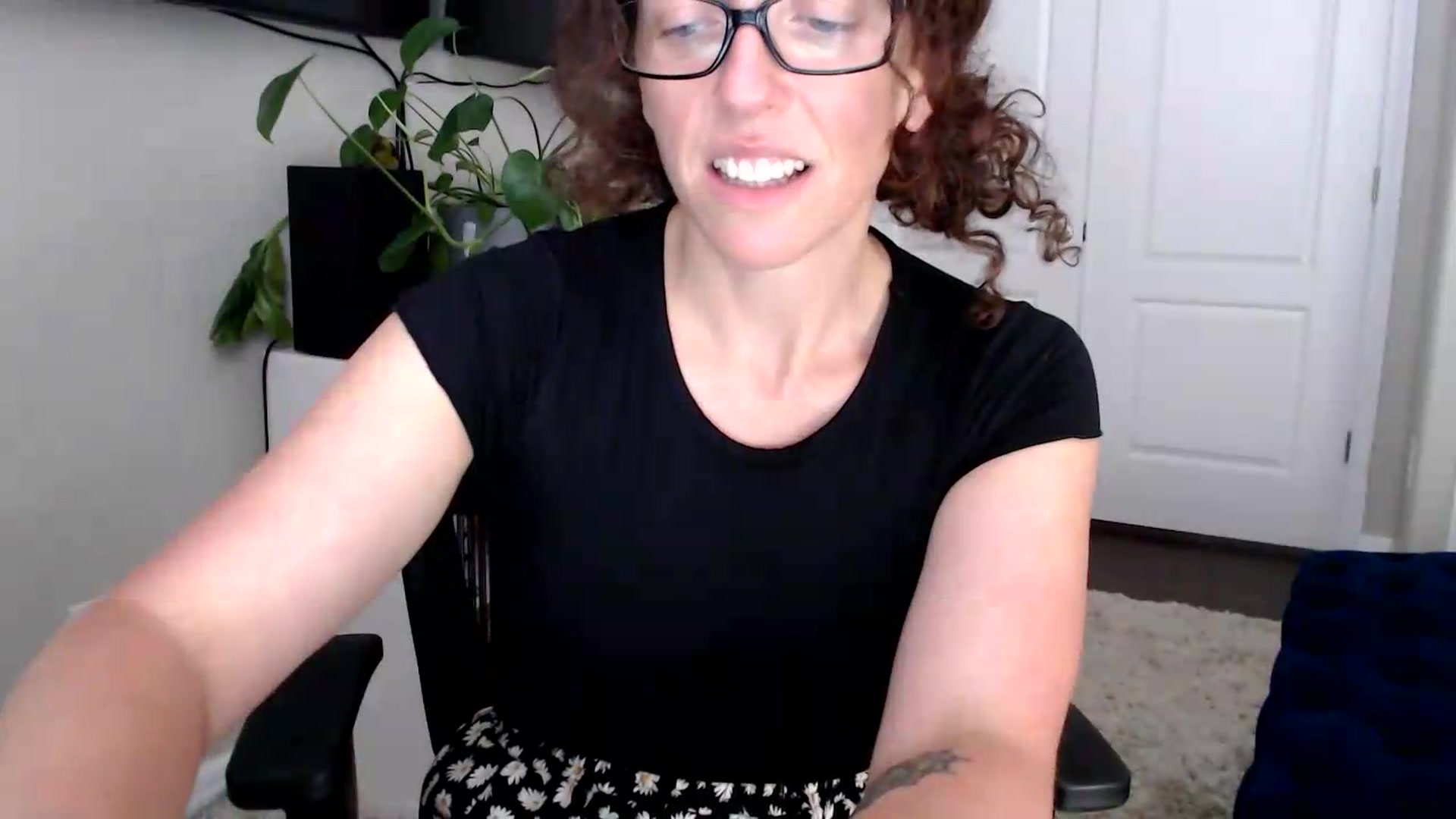 Gallery image thumbnail from Sarah_Stark's myfreecams stream on, 06/11/2026, 13:41 image 5 of 20