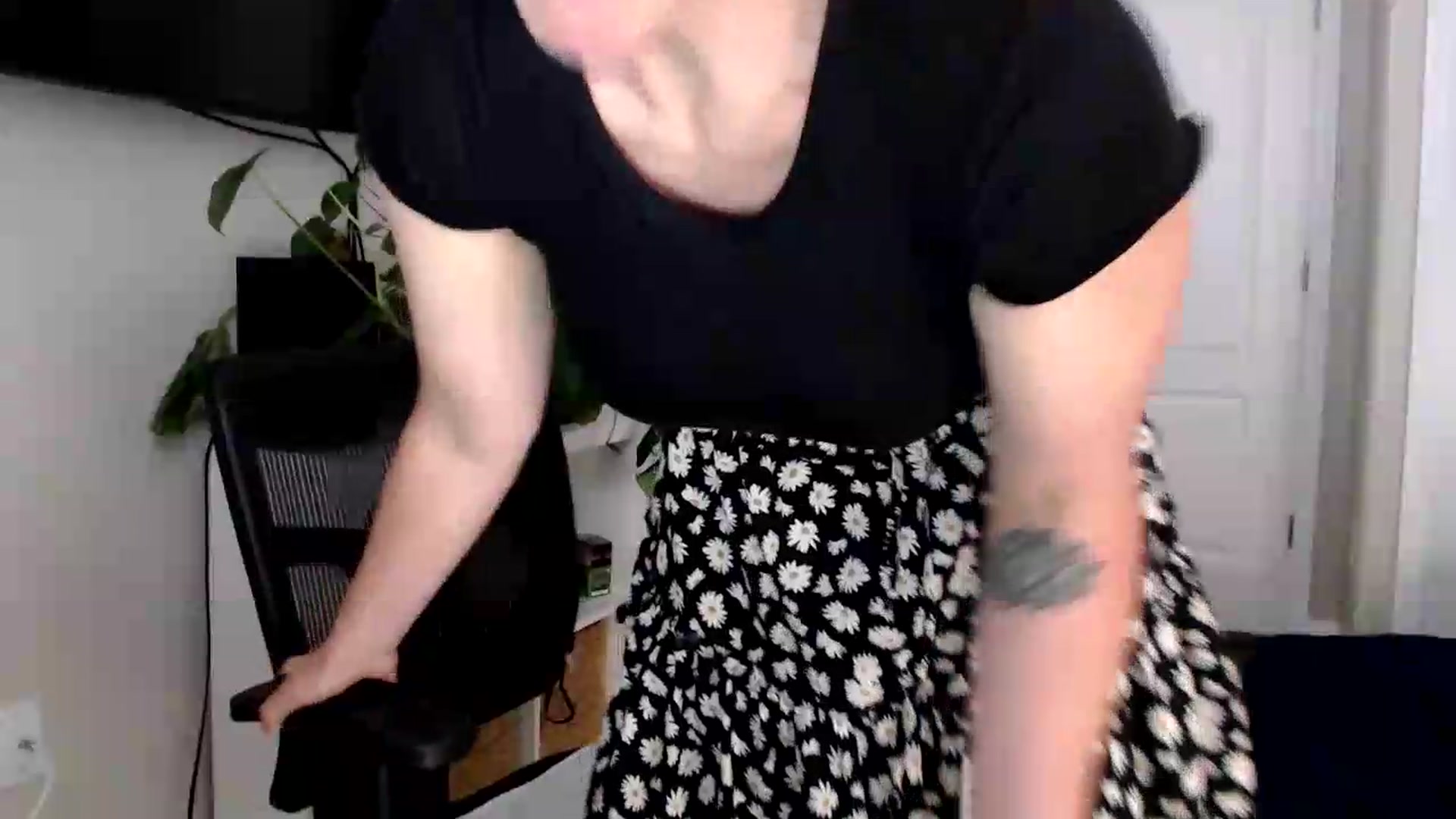 Gallery image thumbnail from Sarah_Stark's myfreecams stream on, 06/11/2026, 13:41 image 2 of 20