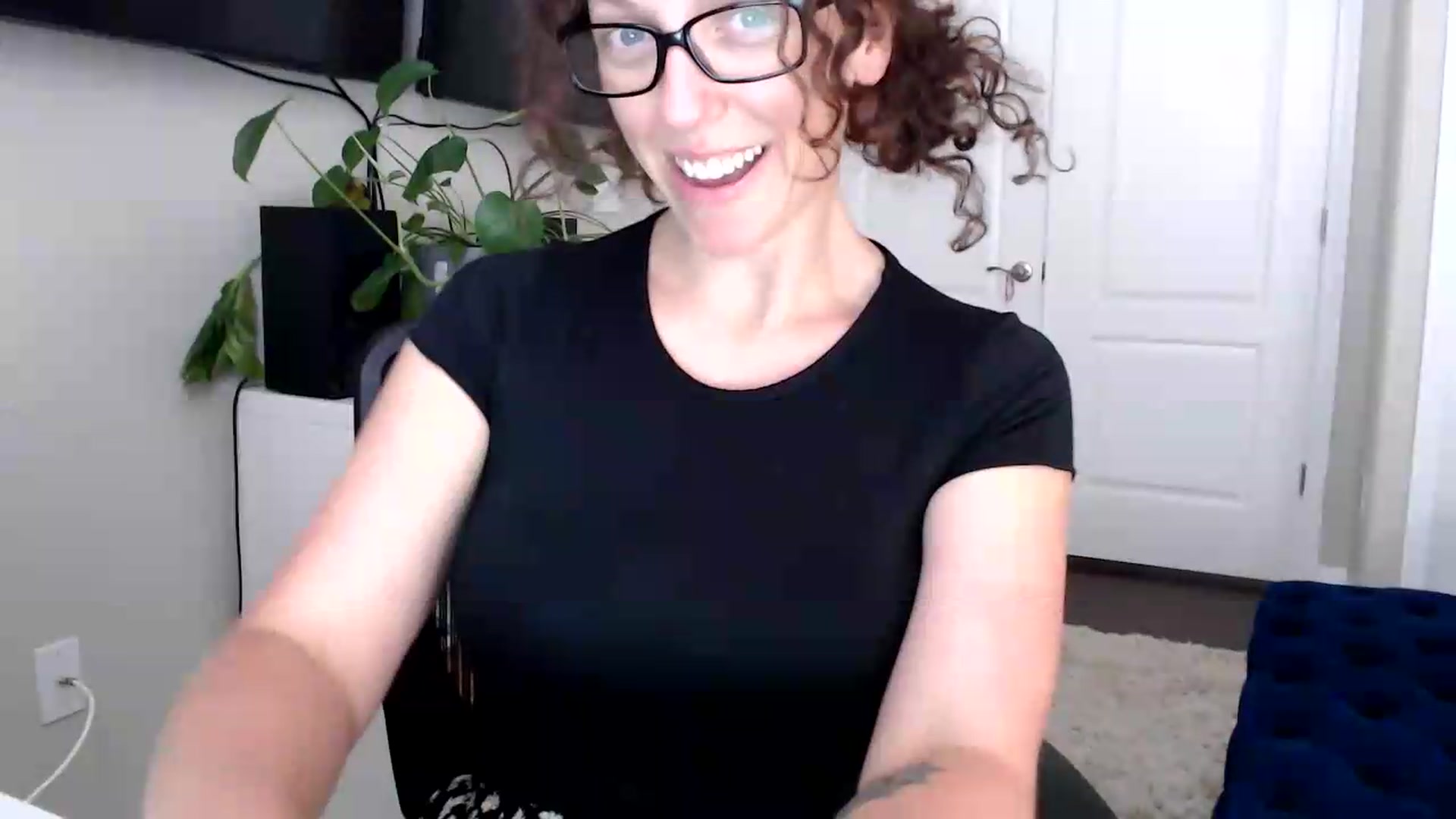 Gallery image thumbnail from Sarah_Stark's myfreecams stream on, 06/11/2026, 13:41 image 7 of 20